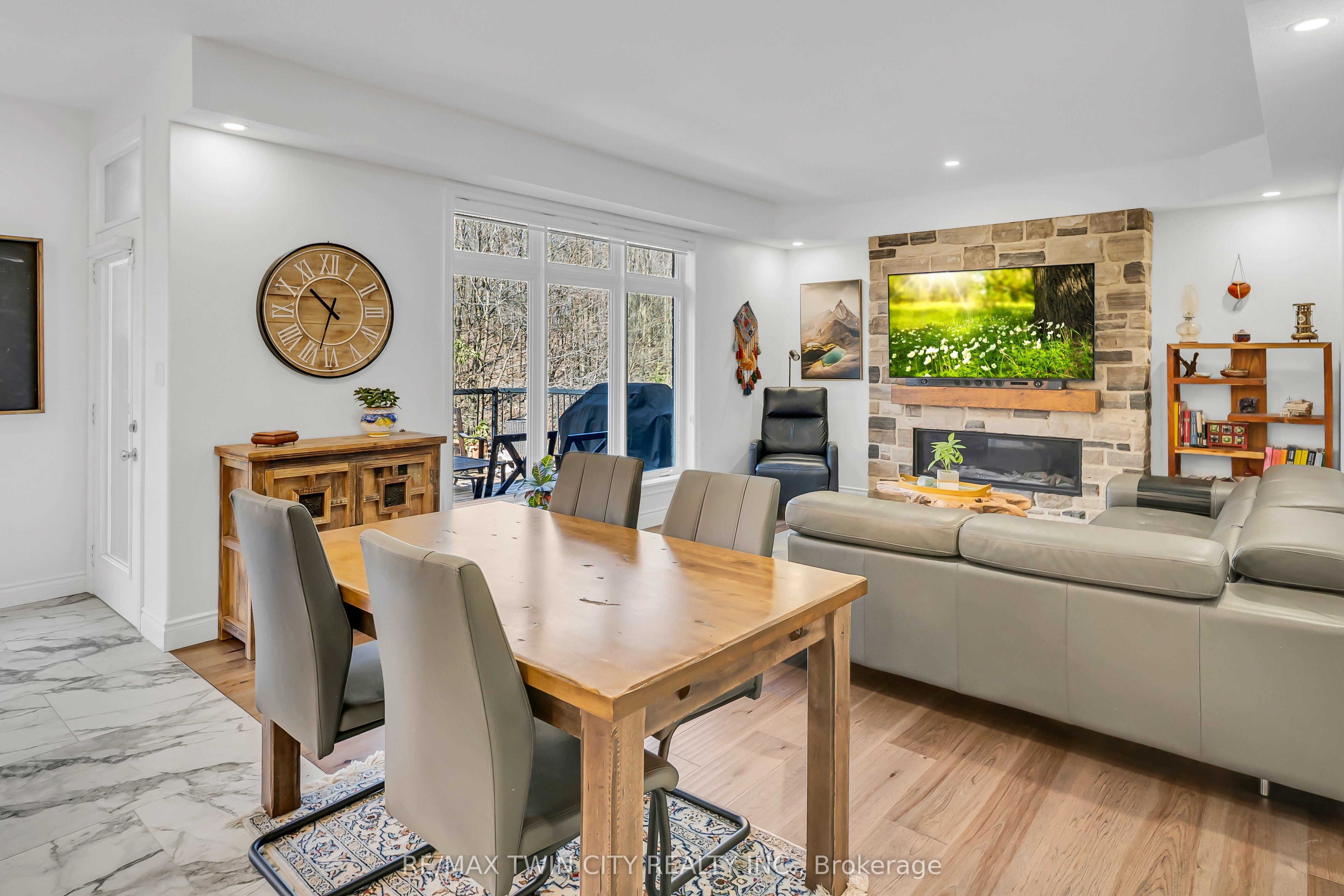 361 Red Osier Road Property Photo 10
