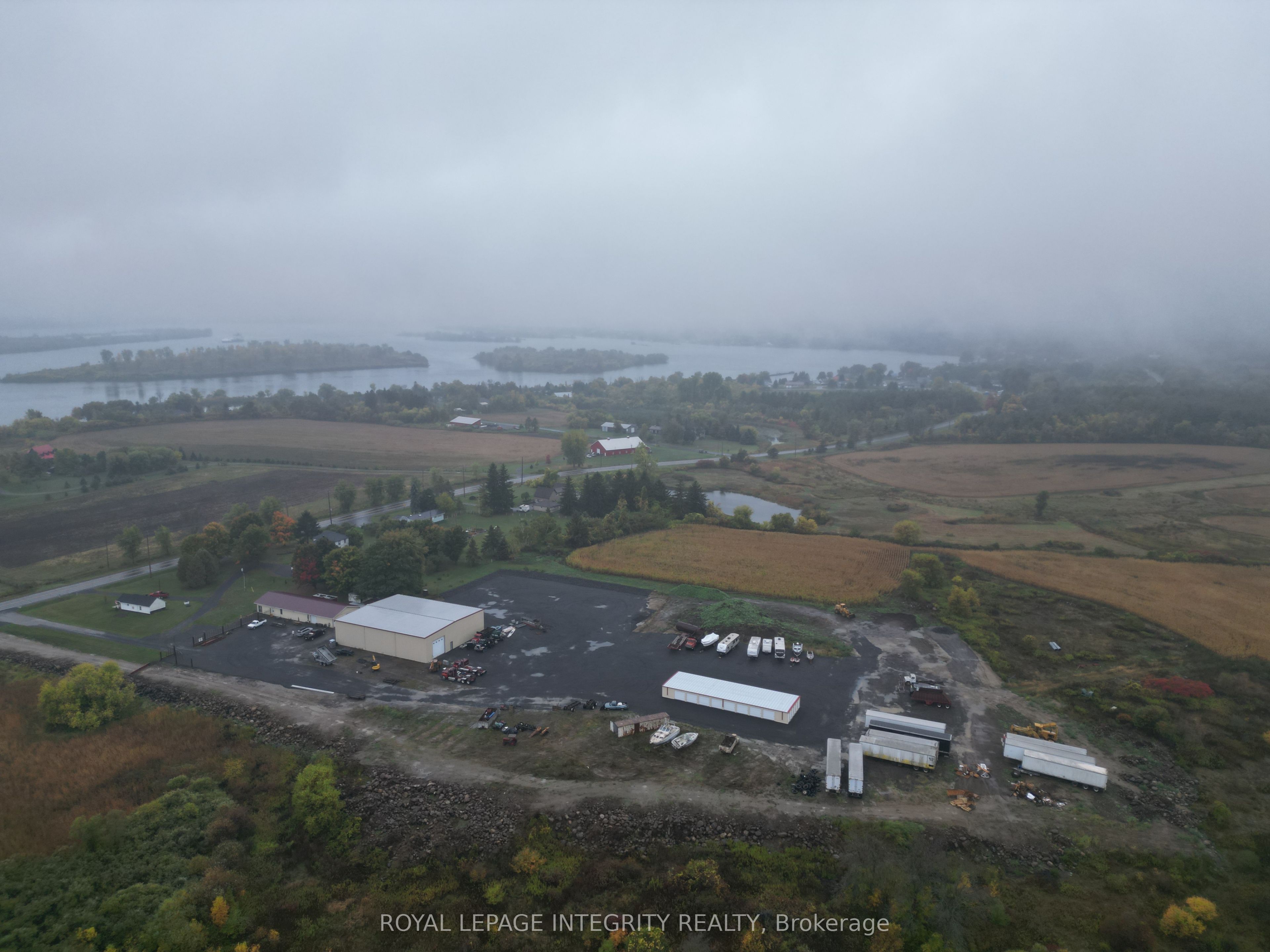 1026 County Rd 2 Road Property Photo 3