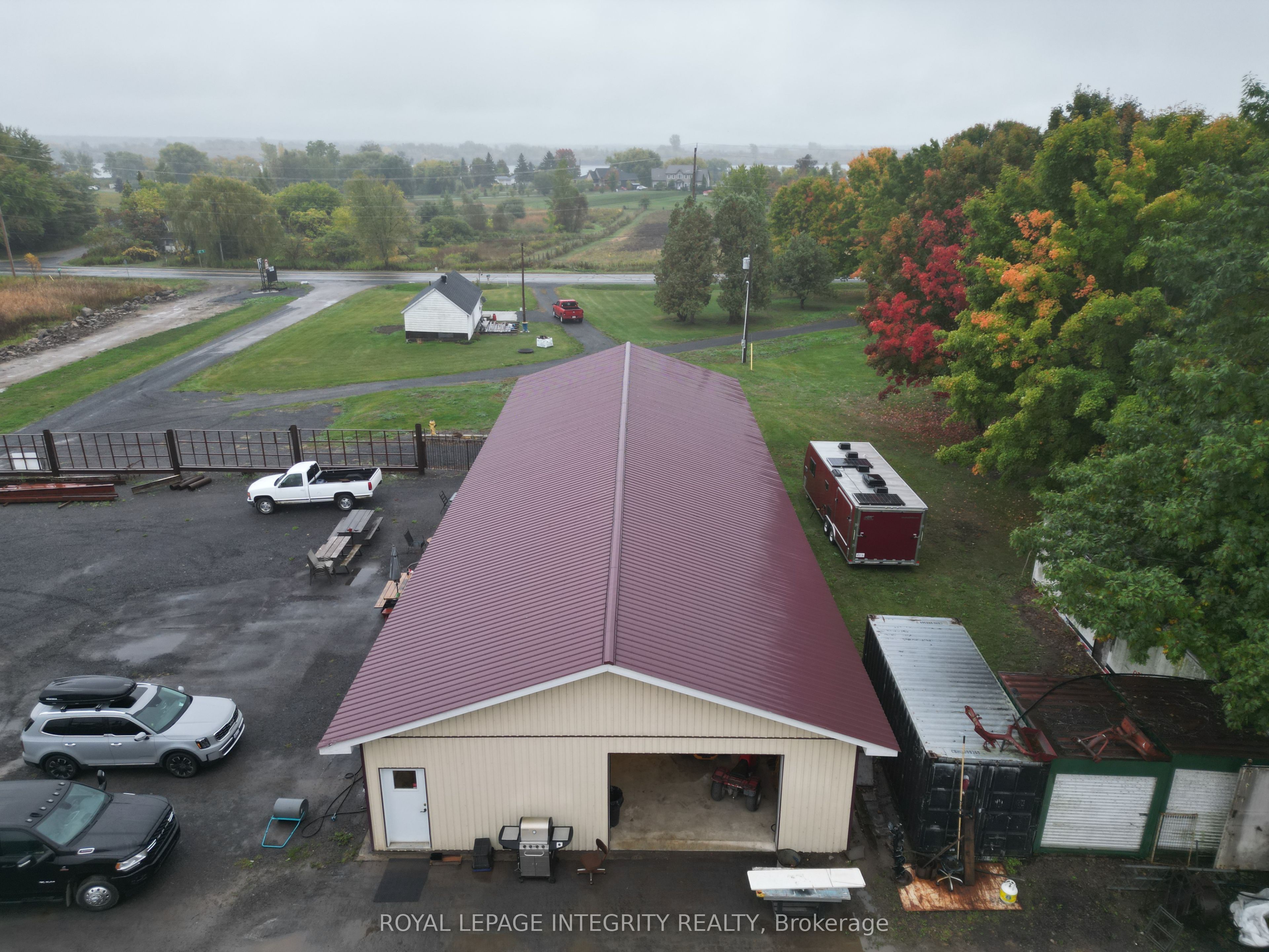 1026 County Rd 2 Road Property Photo 12