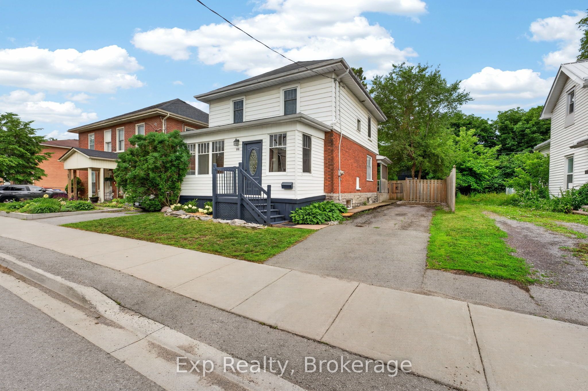 98 Cedar Street Property Photo 1