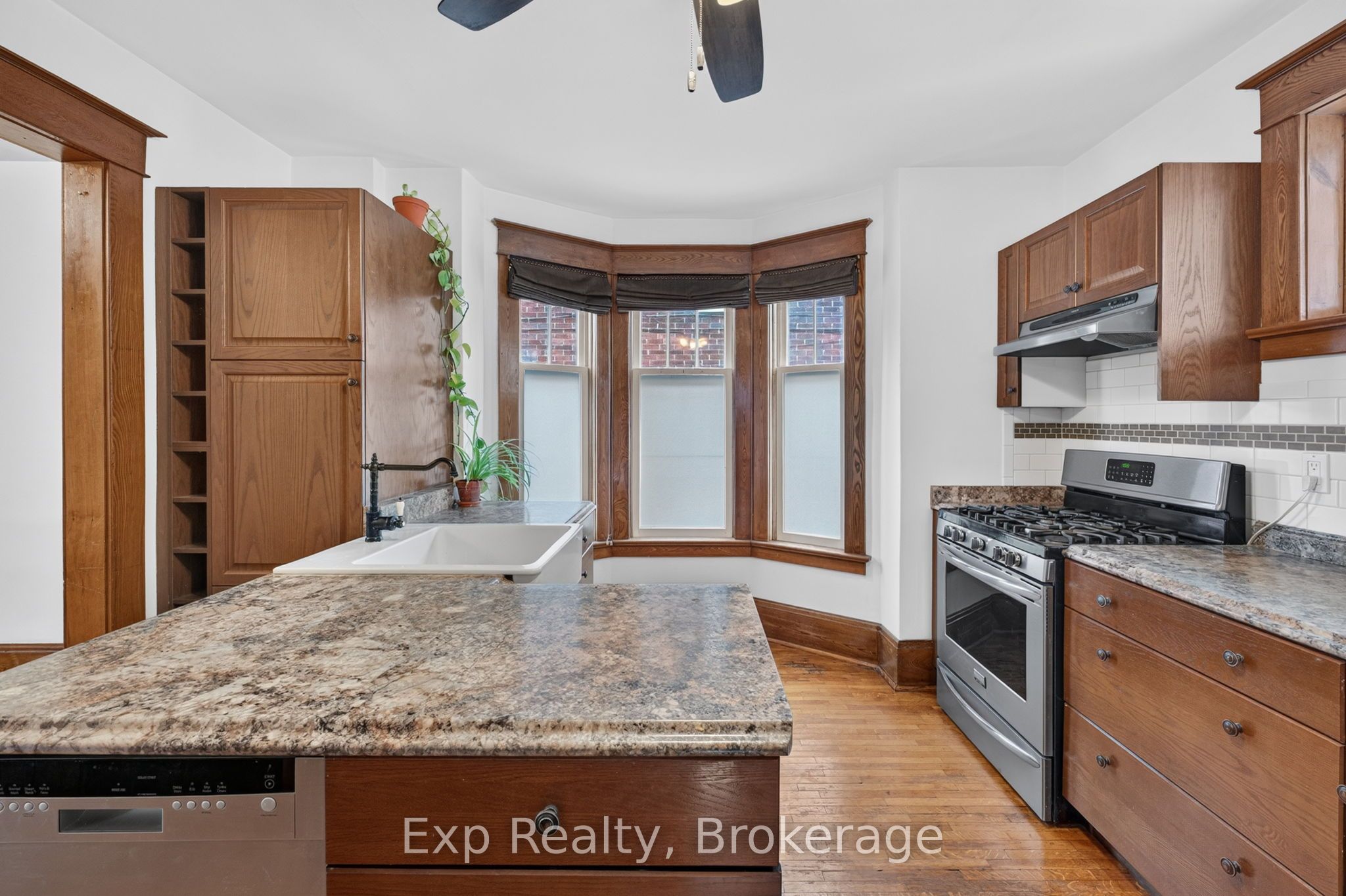 98 Cedar Street Property Photo 12