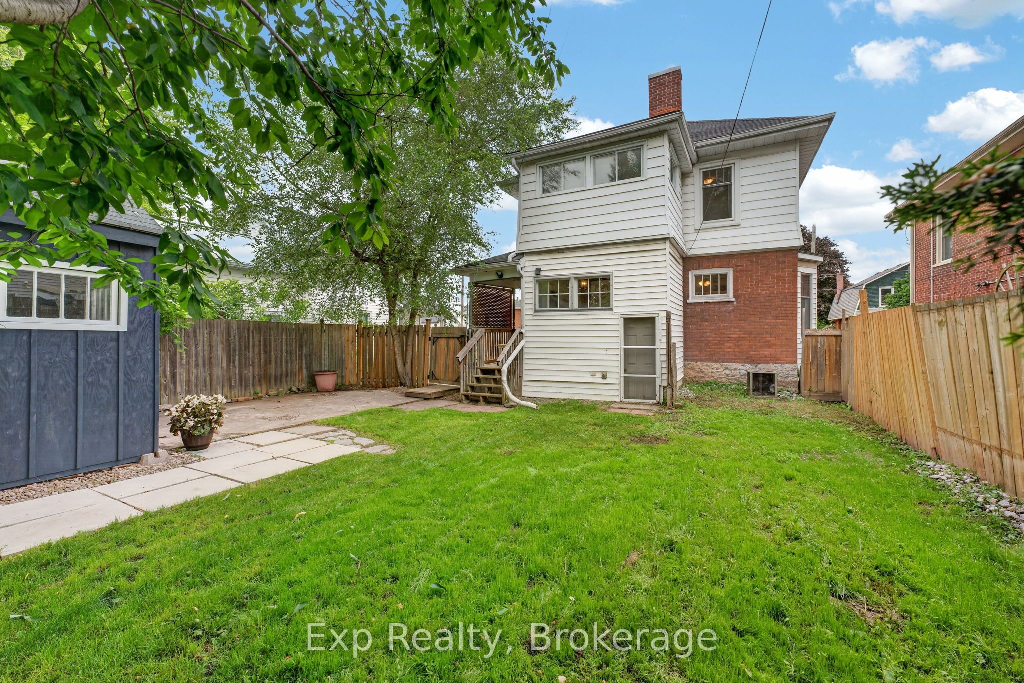 98 Cedar Street Property Photo 32