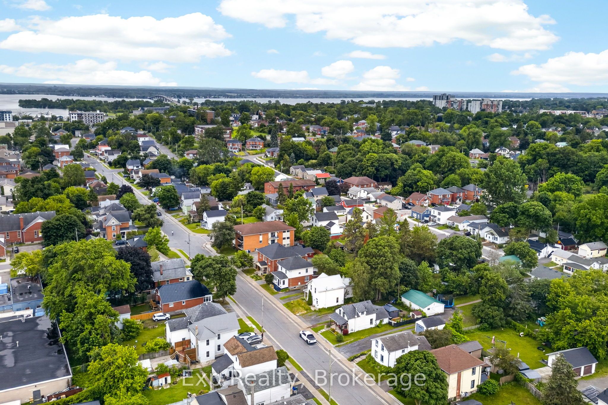 98 Cedar Street Property Photo 33