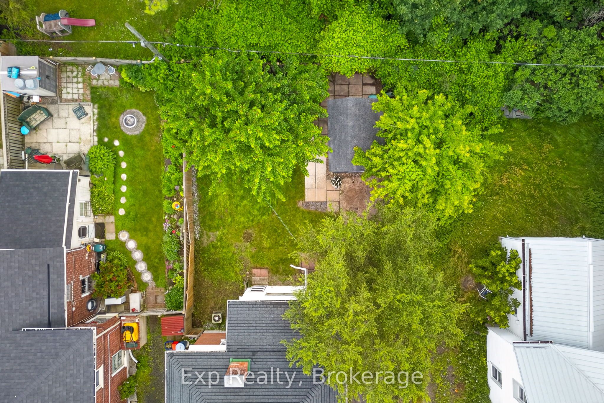 98 Cedar Street Property Photo 34