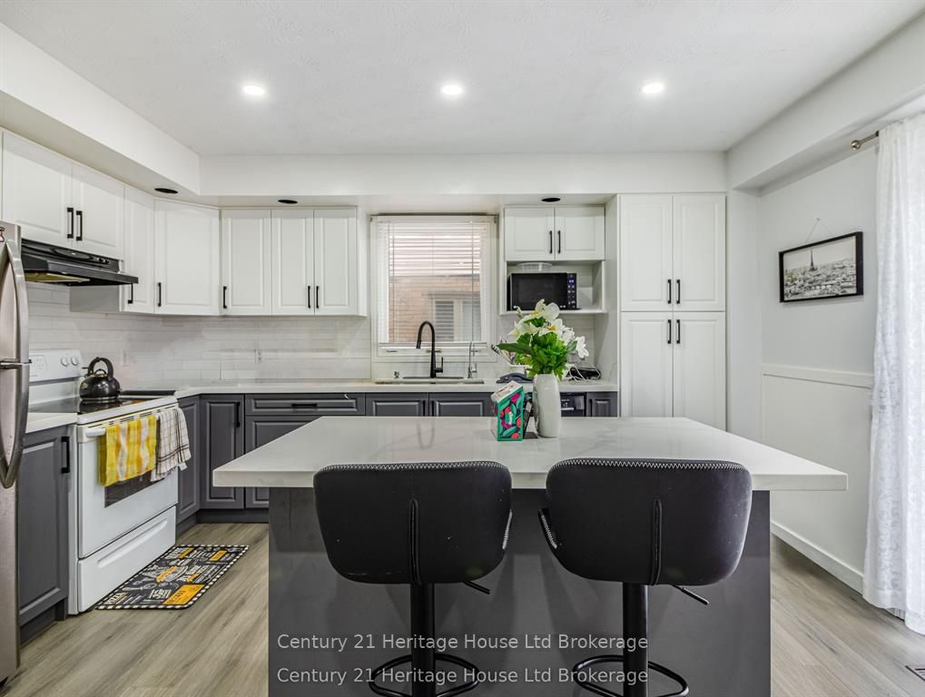 8 Mohican Drive Property Photo 7