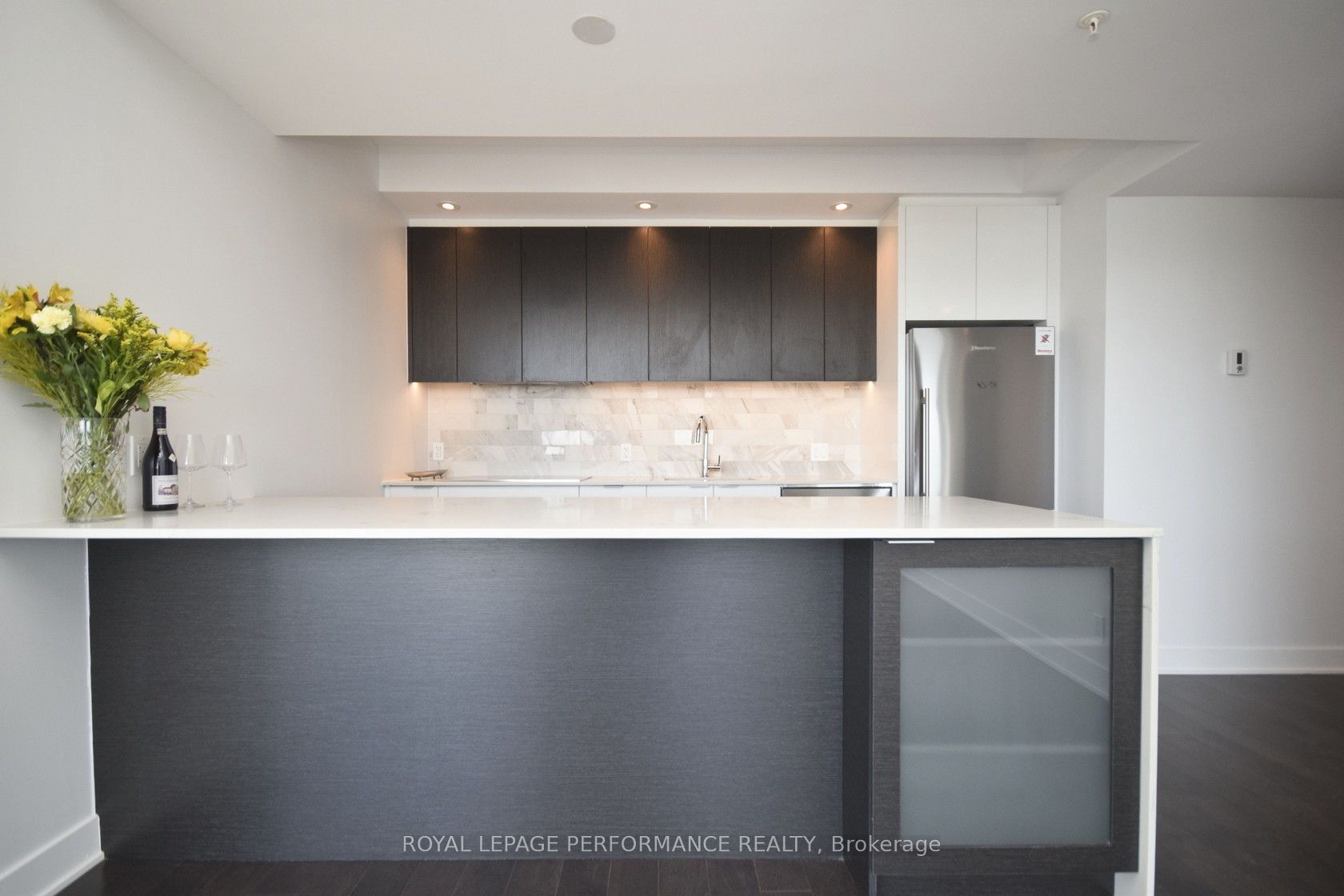 20 Daly Avenue 2109 Property Photo 8