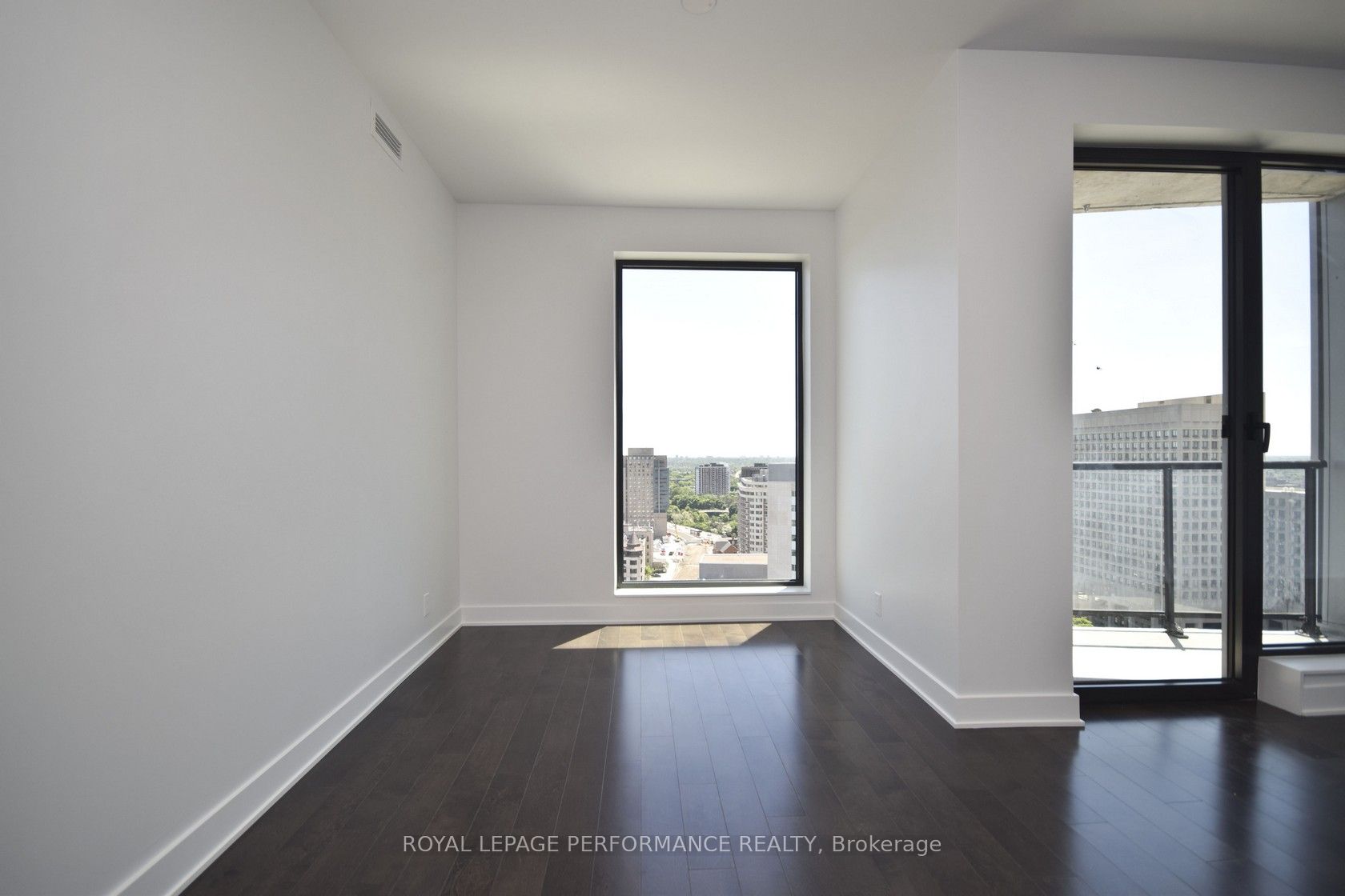 20 Daly Avenue 2109 Property Photo 16
