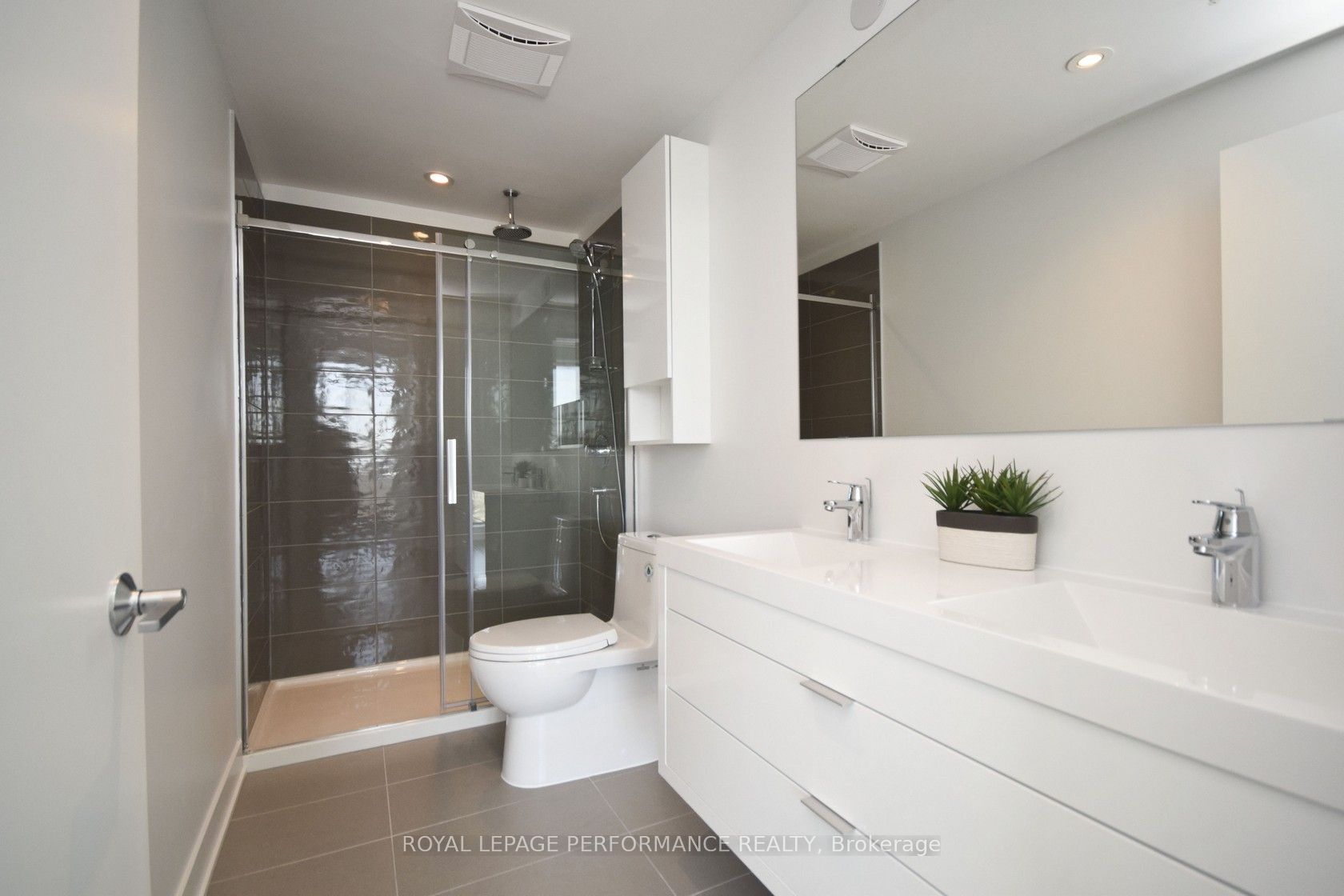 20 Daly Avenue 2109 Property Photo 17