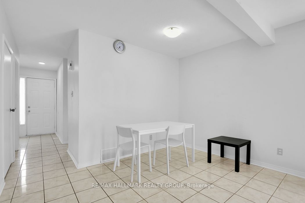 2772 Pimlico Crescent 81 Property Photo 11