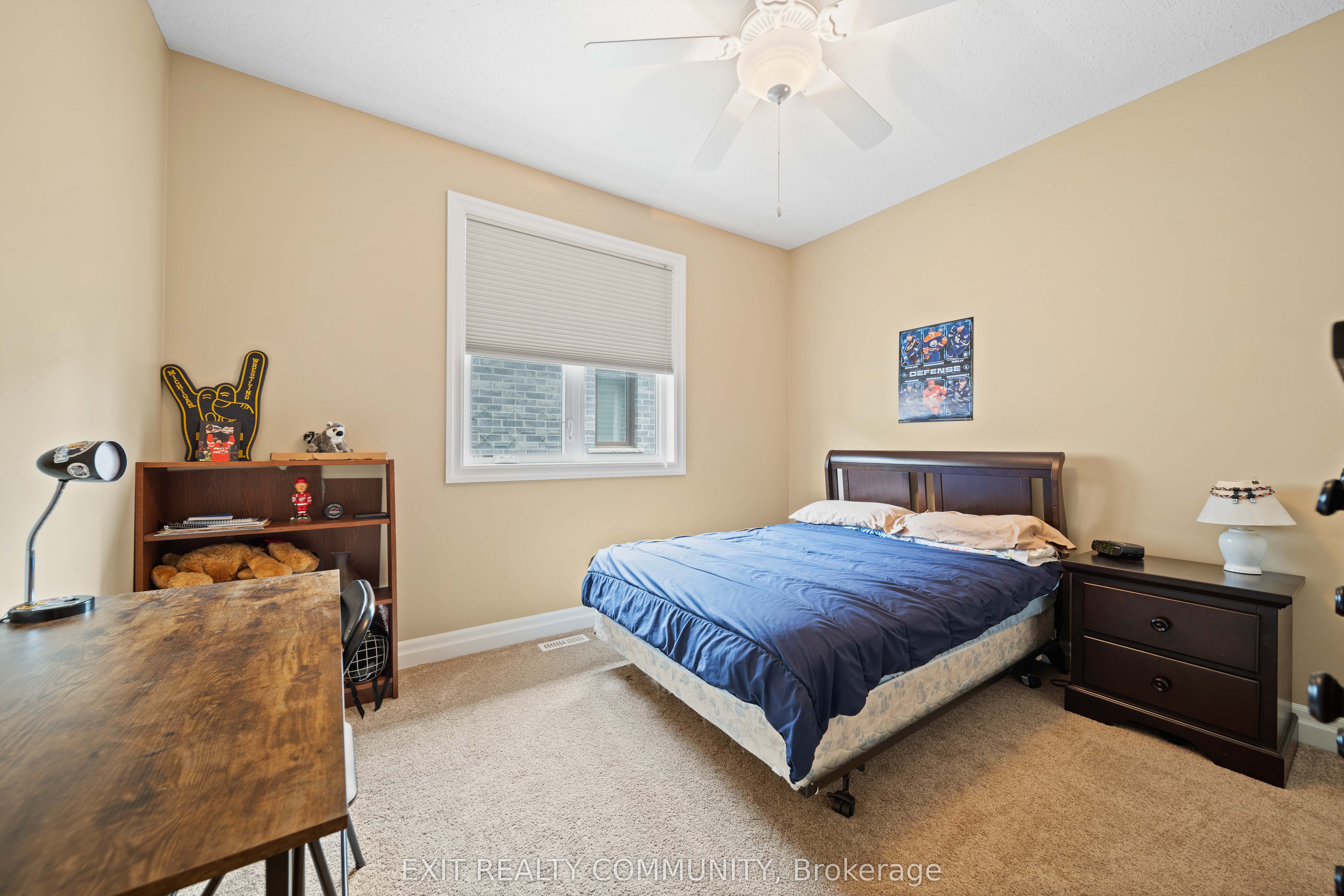 598 Bennett Crescent Property Photo 13
