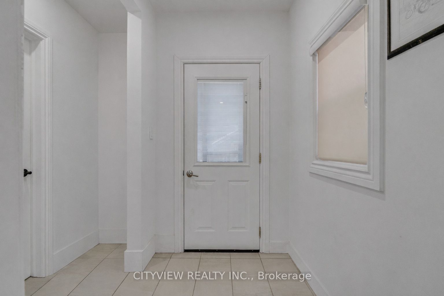 382 Beach Road Property Photo 8