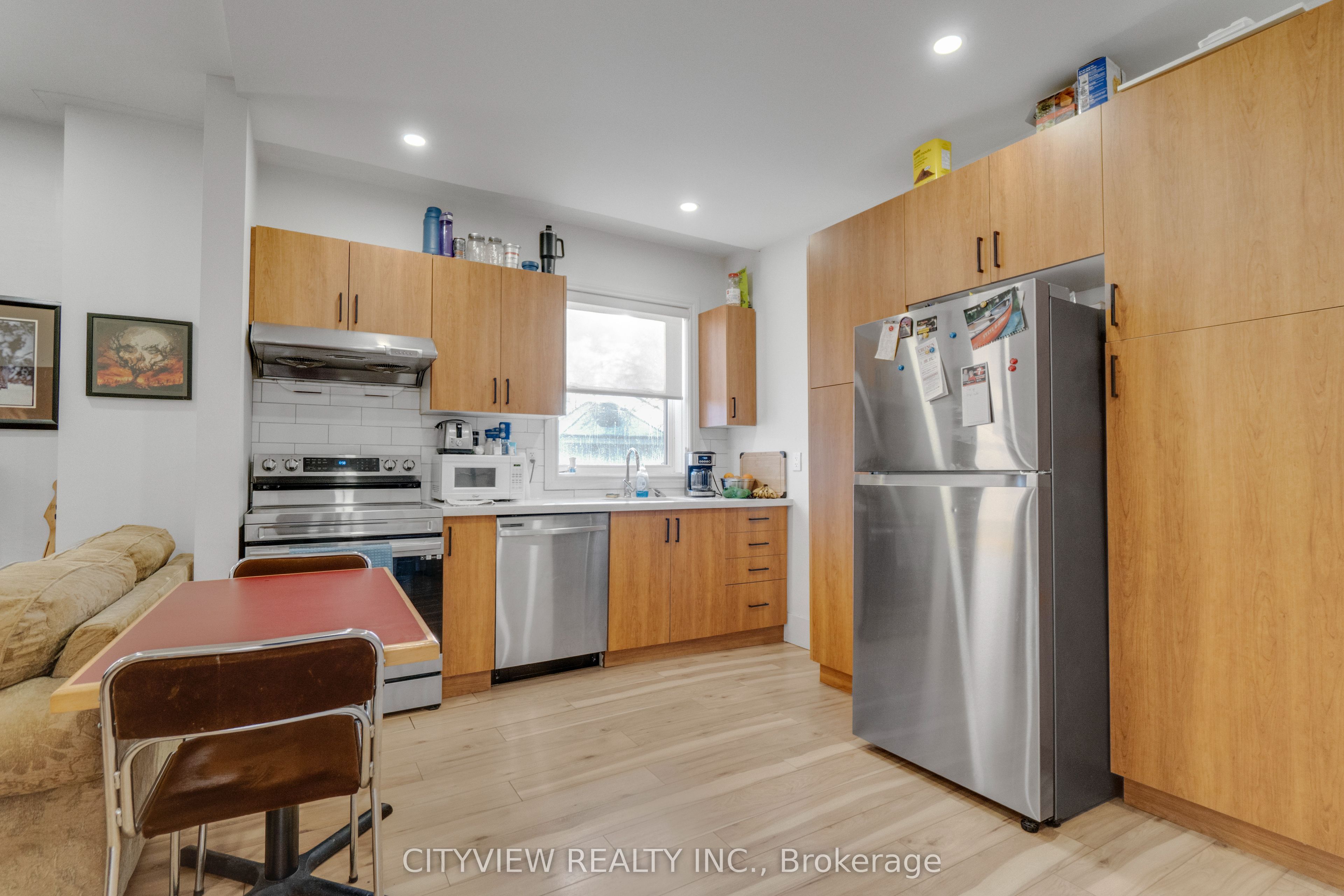 382 Beach Road Property Photo 12