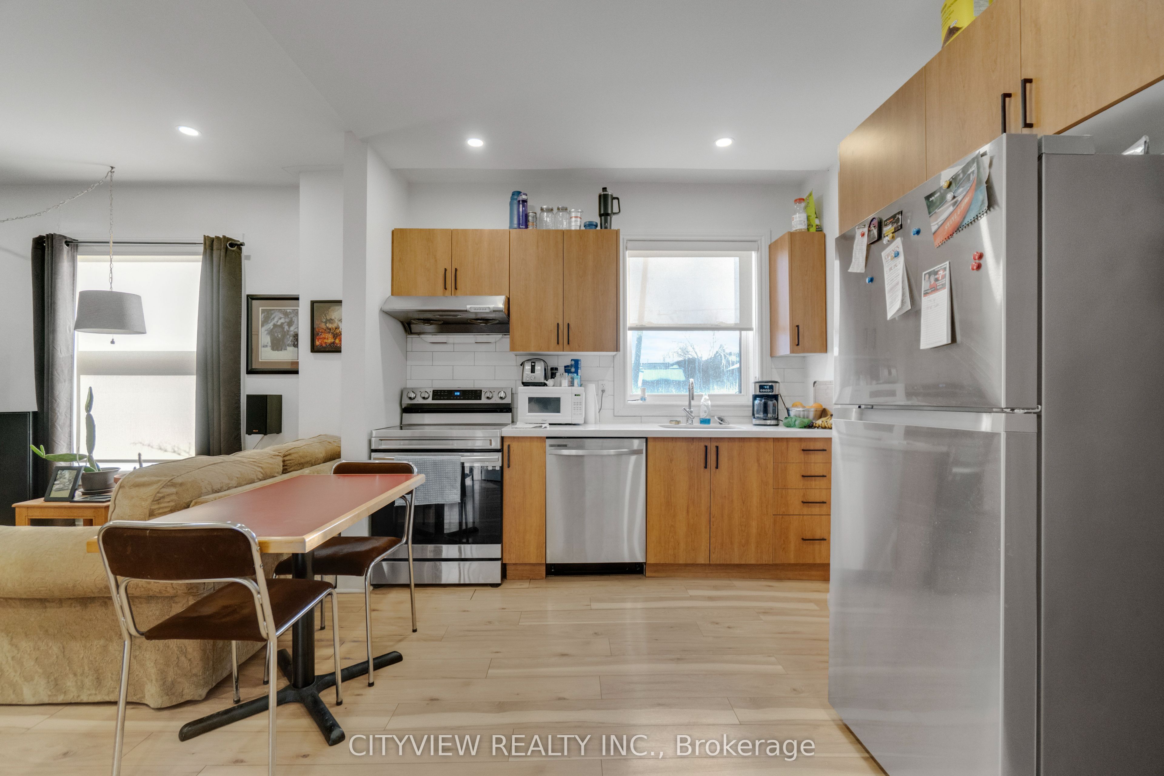 382 Beach Road Property Photo 13