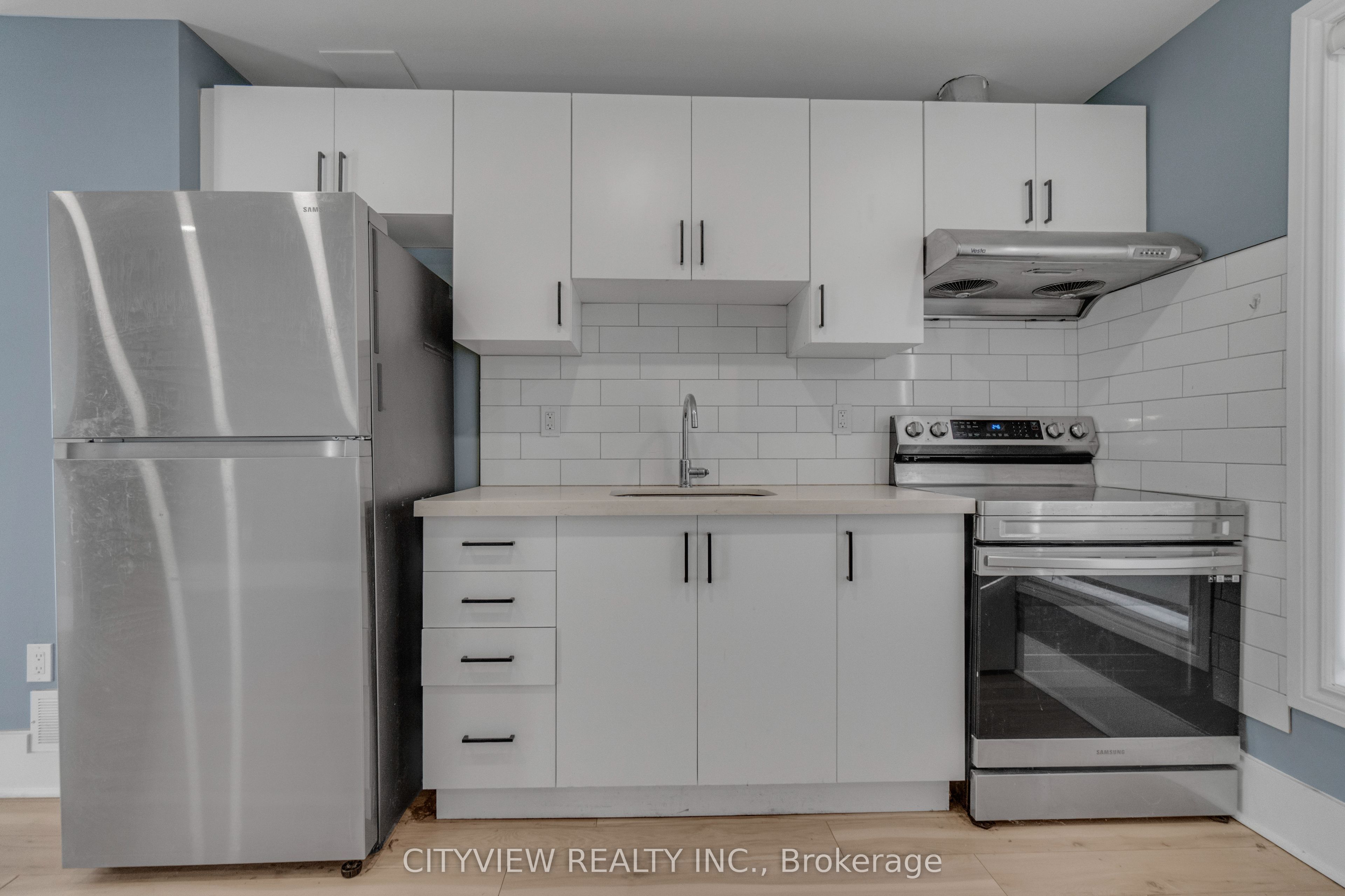 382 Beach Road Property Photo 28