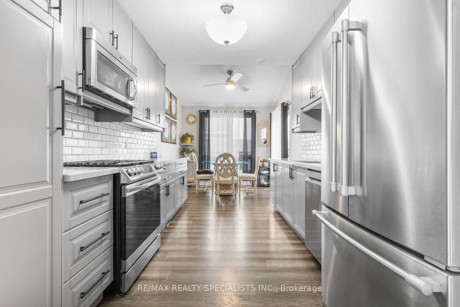 16 Lois Lane Property Photo 14