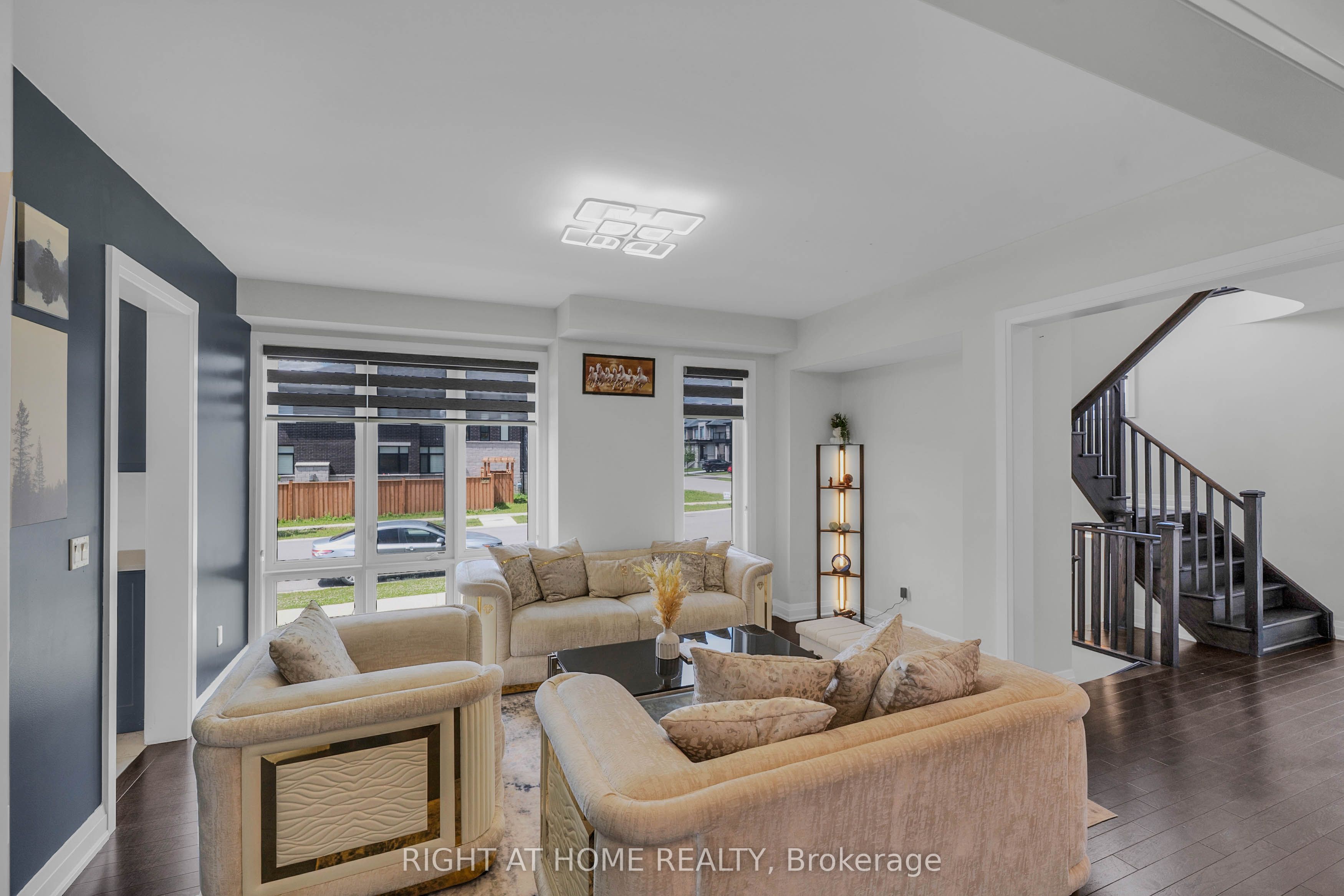 1104 Edinburgh Drive Property Photo 16