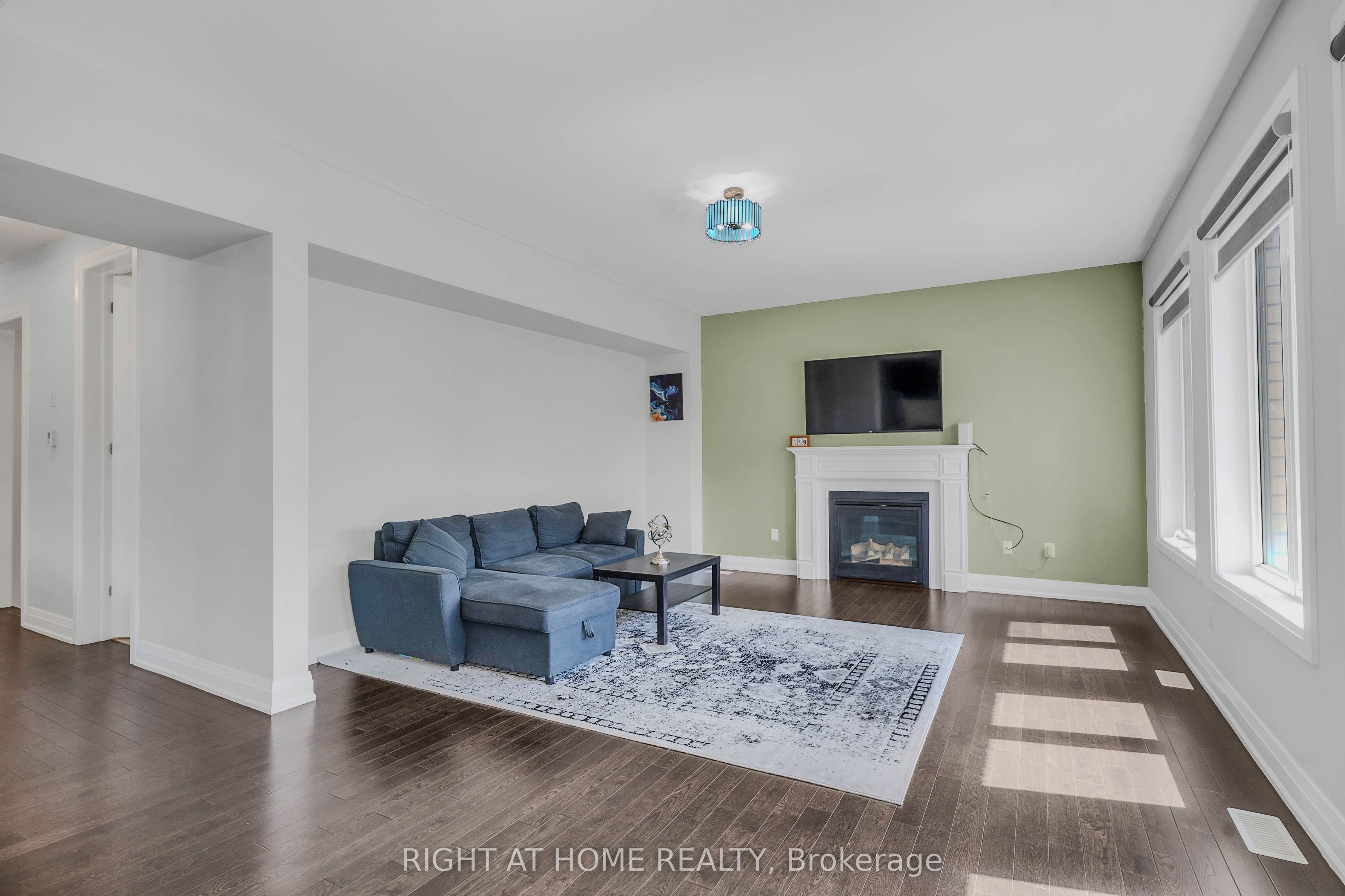 1104 Edinburgh Drive Property Photo 19