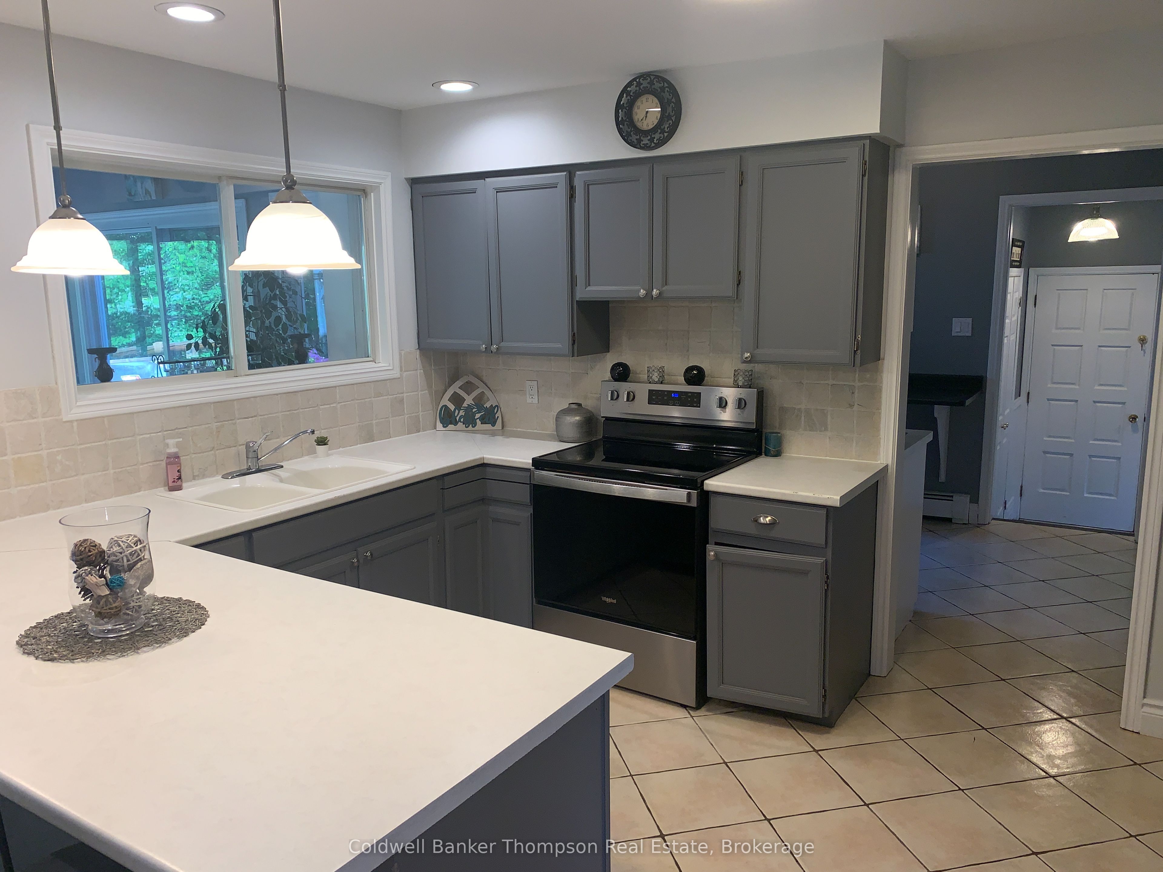 9 Murray Street Property Photo 20