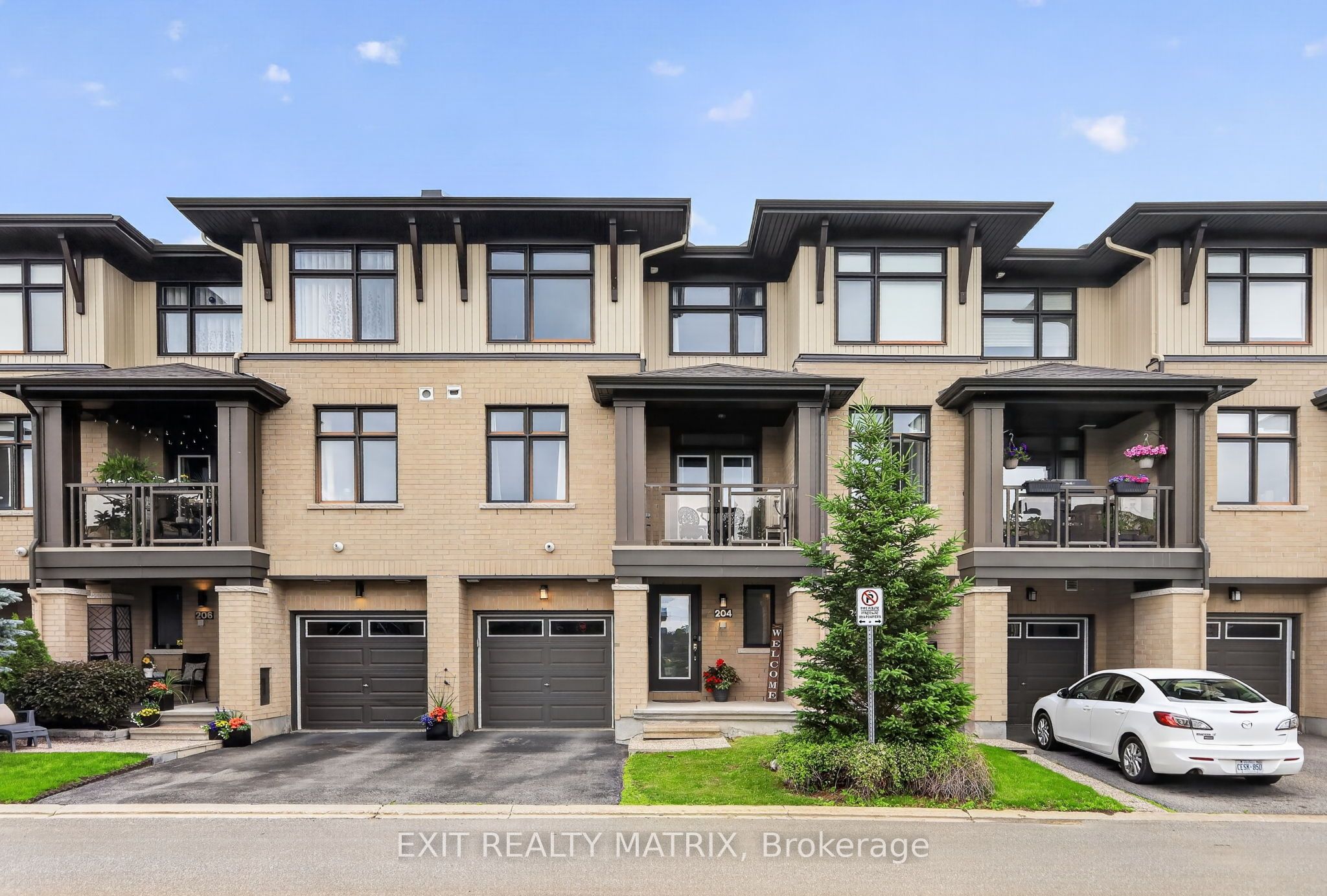 204 Baltic Private Property Photo 1