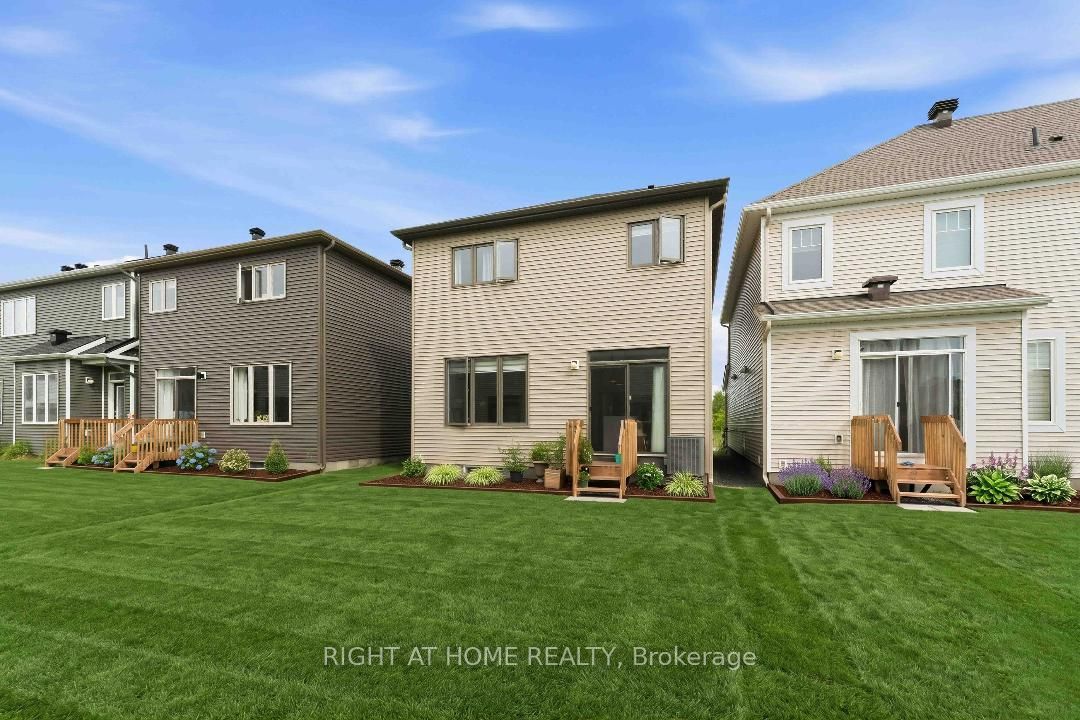 105 Alamo Street Property Photo 45