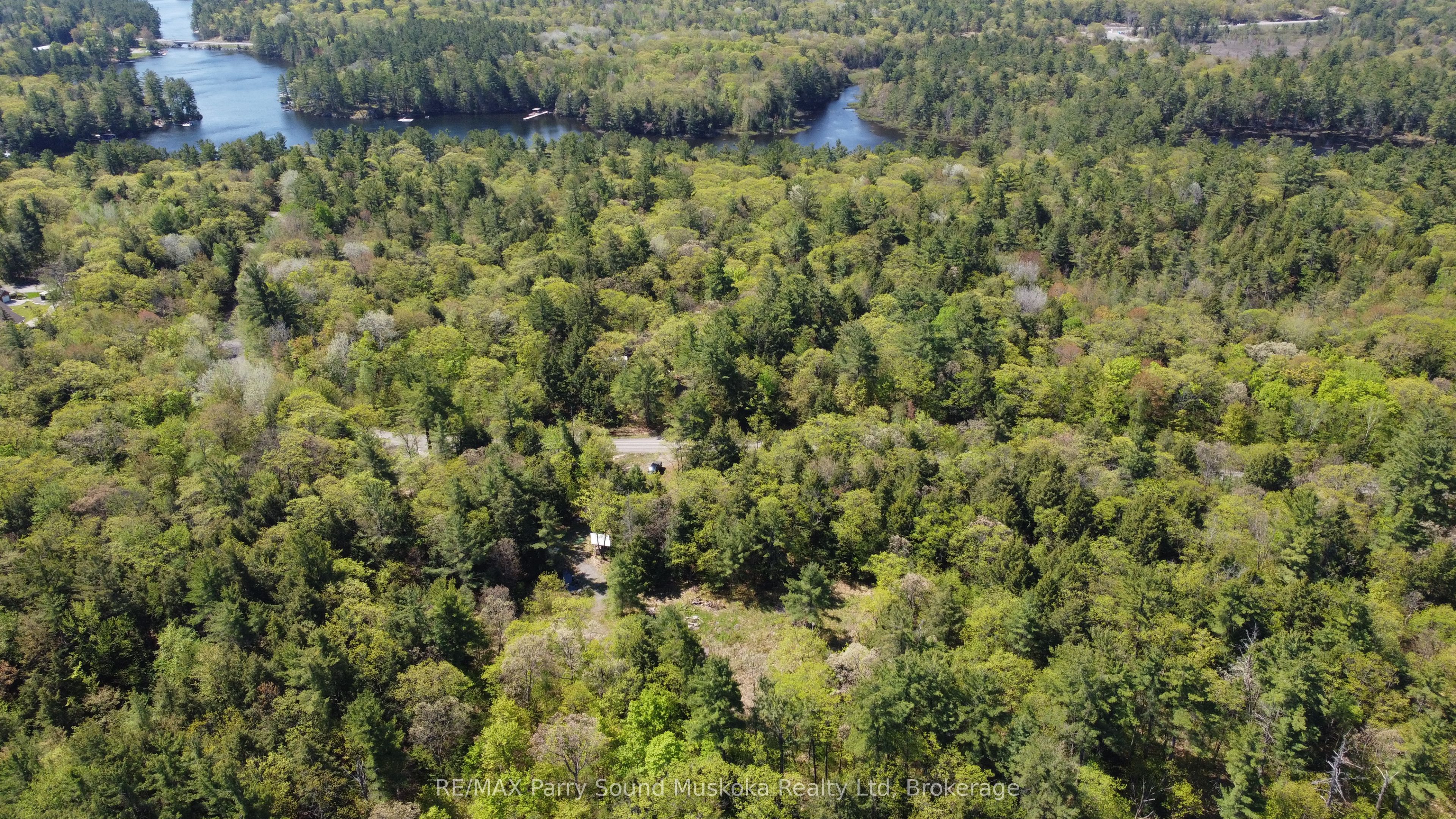 175 North Sandy Plains Road Property Photo 15