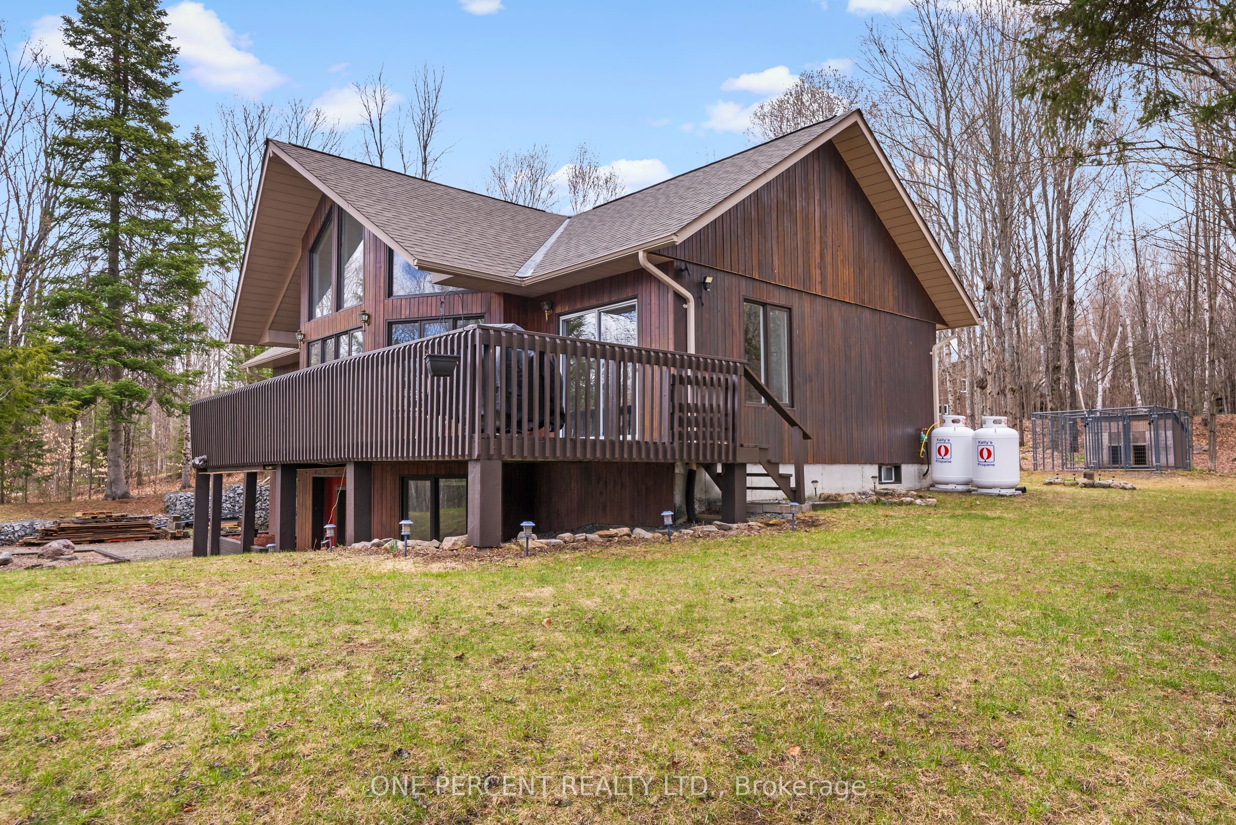 1069 Chalet Road Property Photo 2