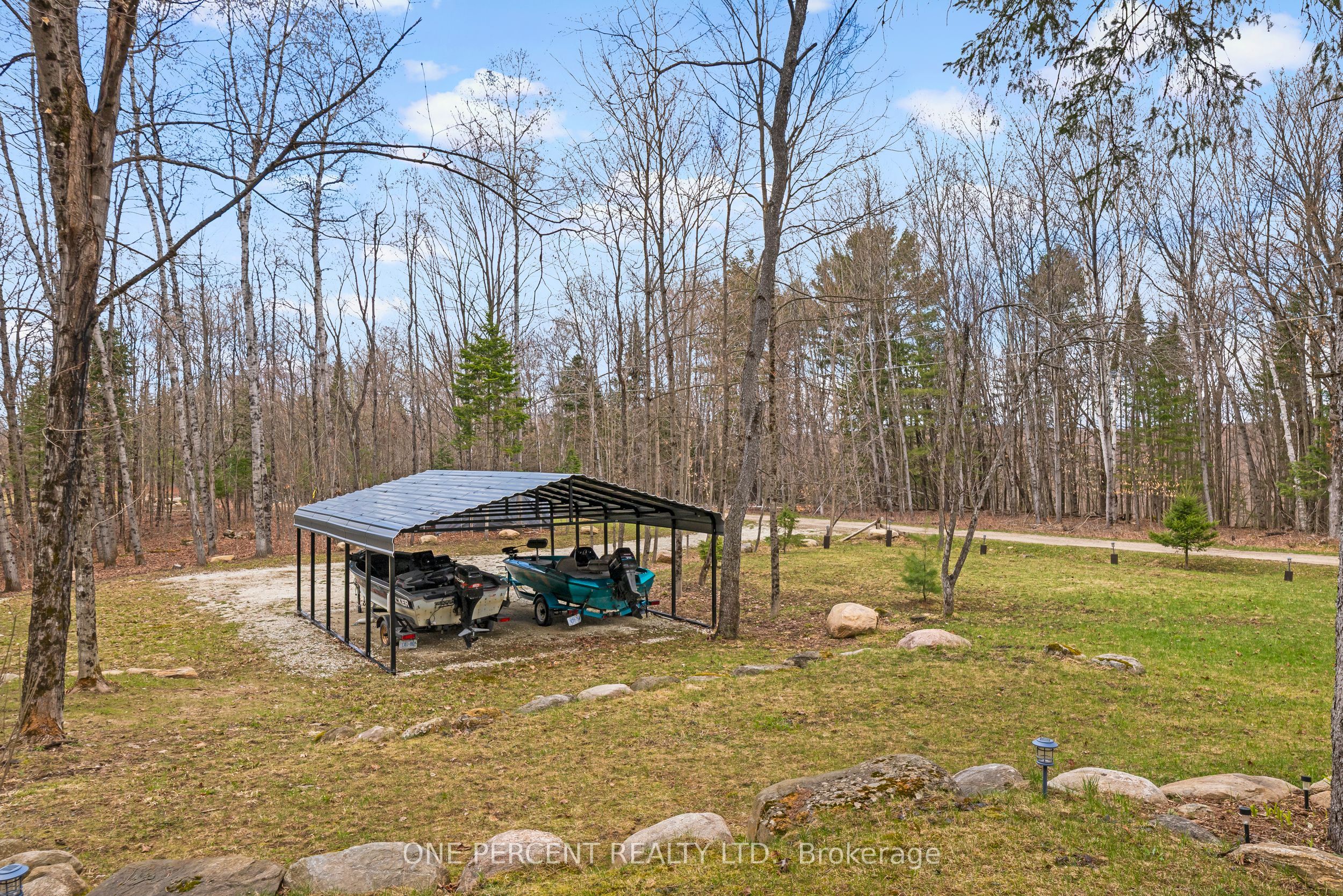 1069 Chalet Road Property Photo 8
