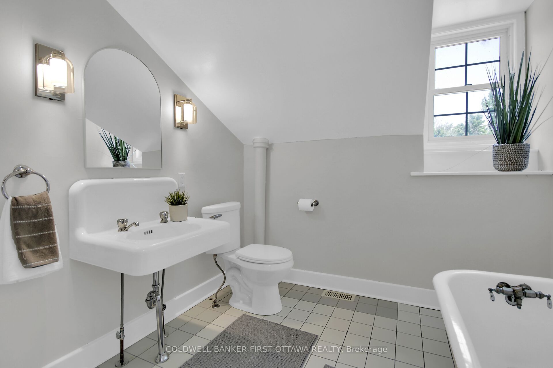 100 Loch End Road Property Photo 23