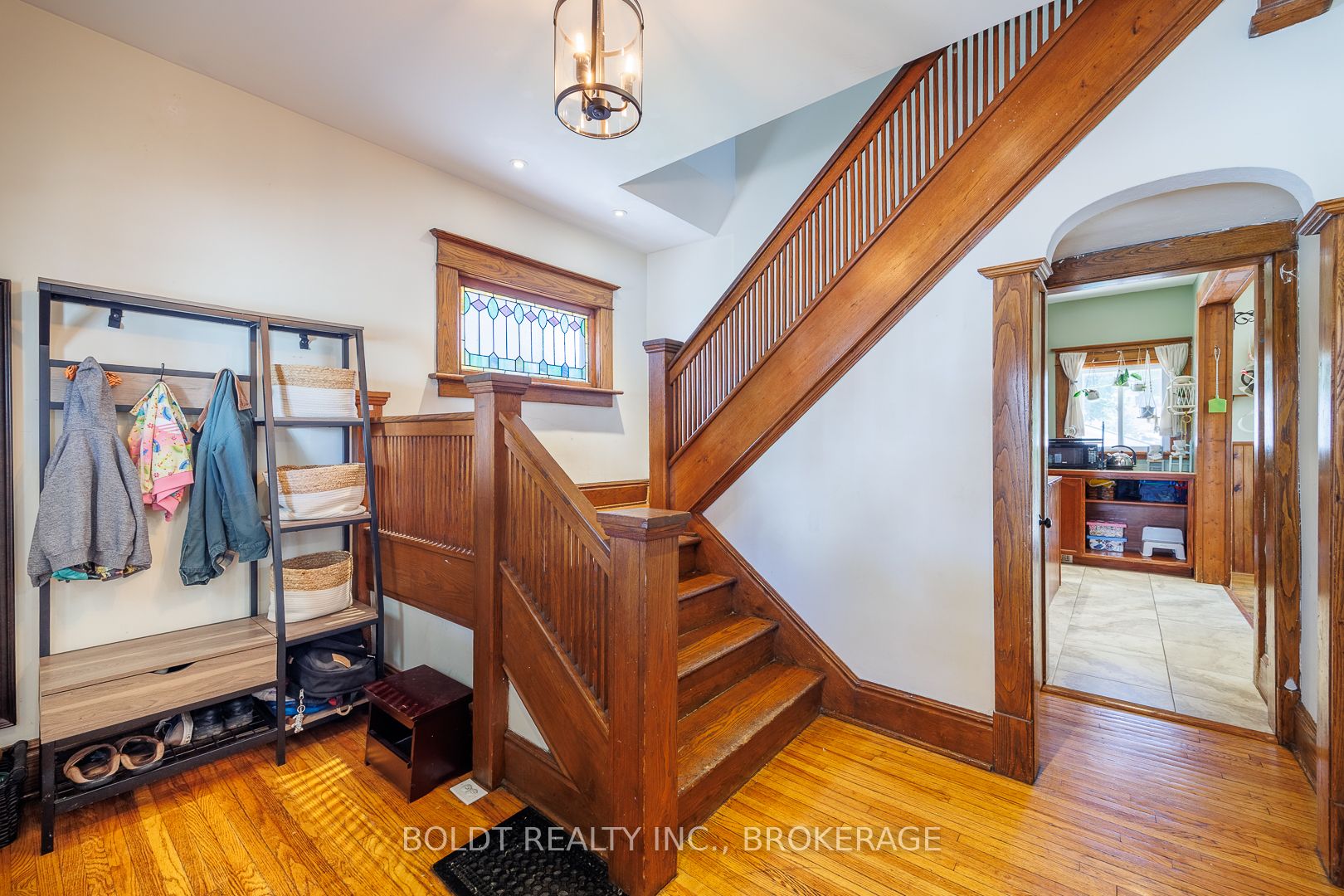 5285 Third Avenue Property Photo 4