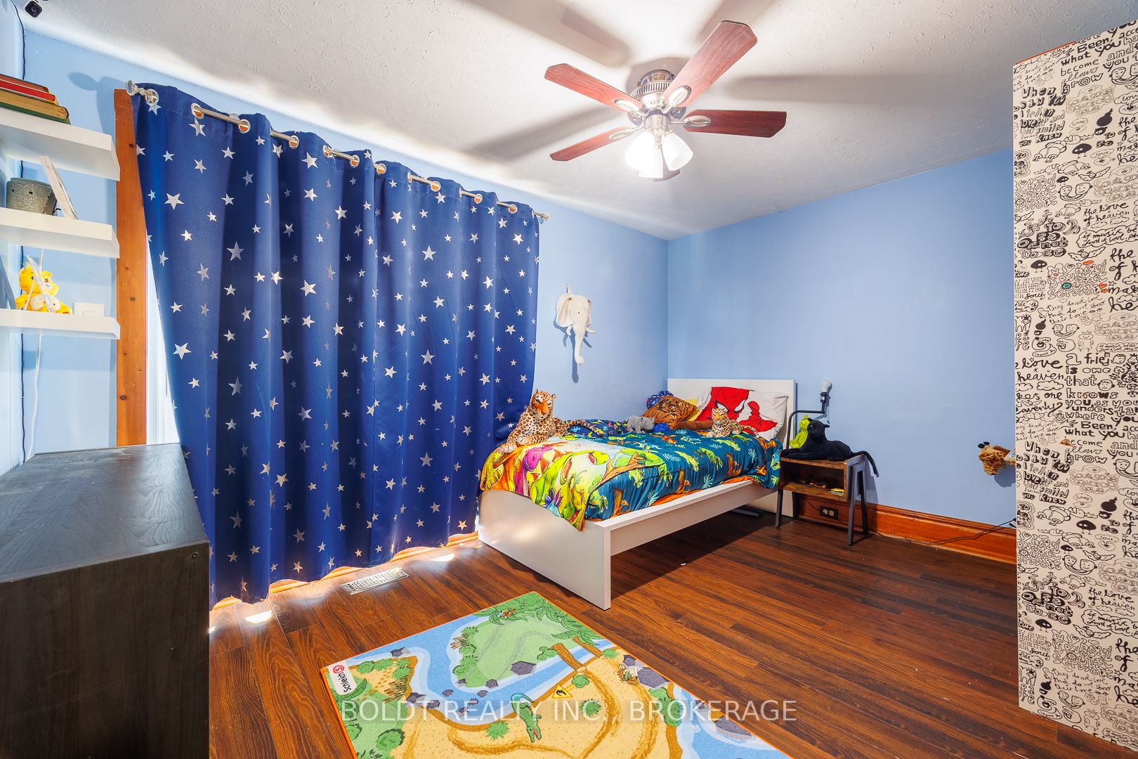 5285 Third Avenue Property Photo 13