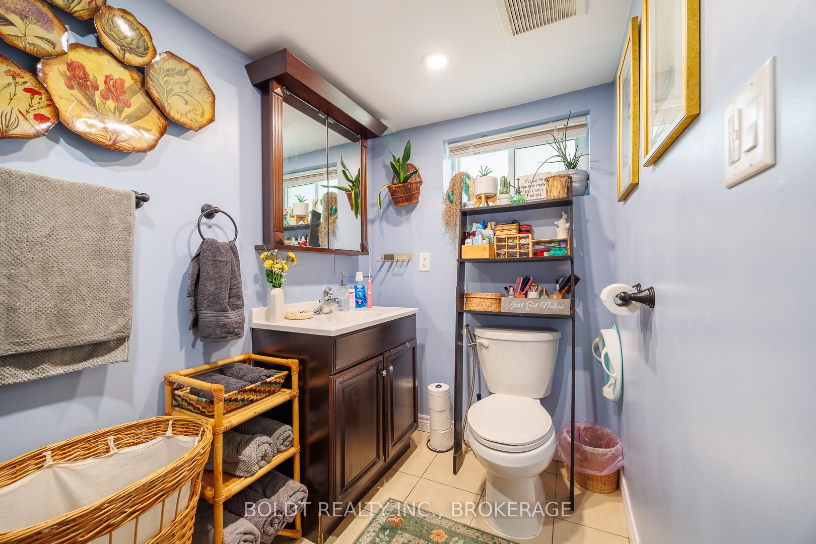5285 Third Avenue Property Photo 19