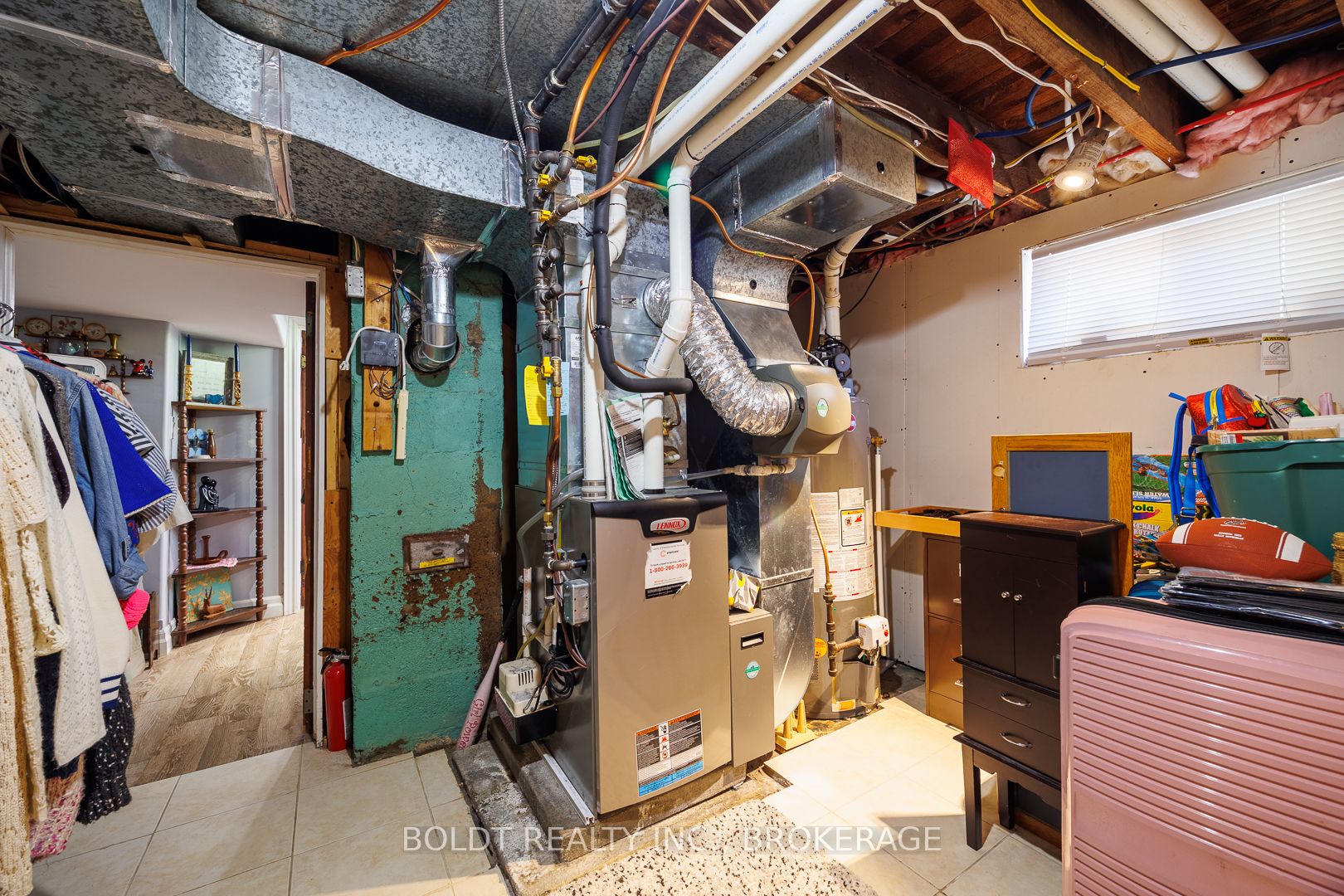 5285 Third Avenue Property Photo 27