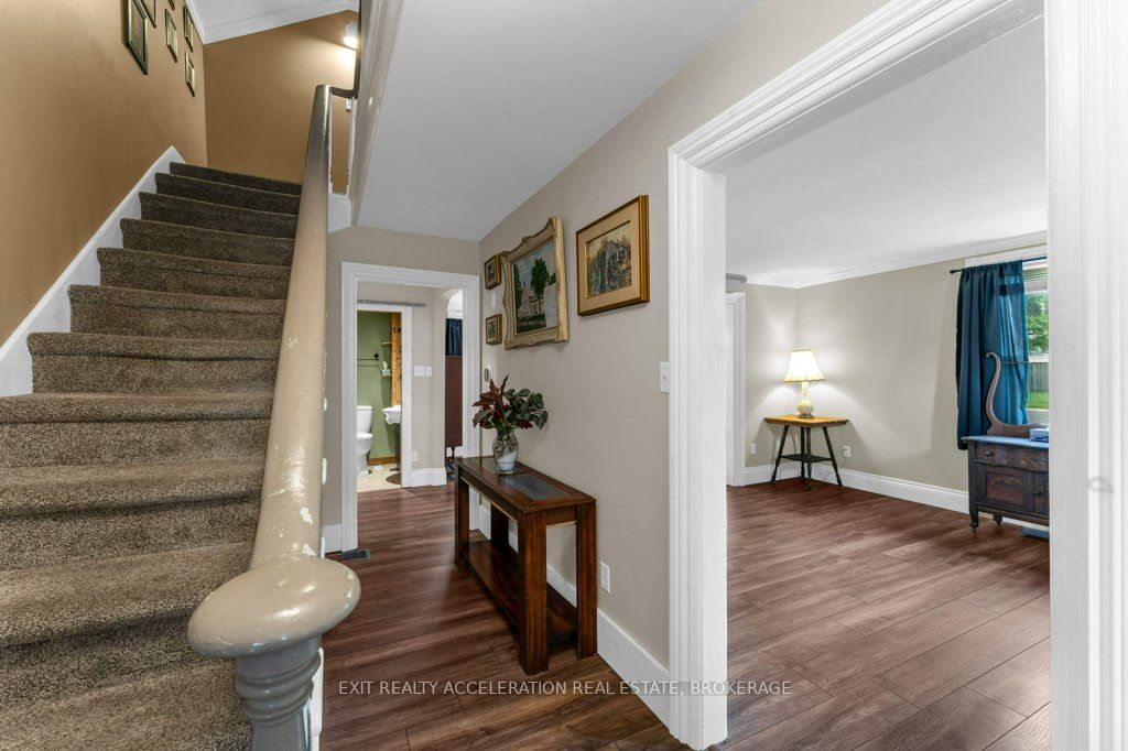 182 West Street Property Photo 6