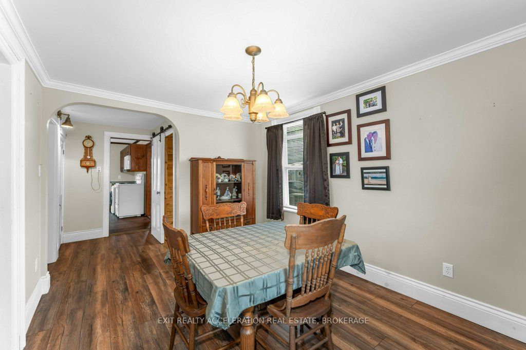 182 West Street Property Photo 10
