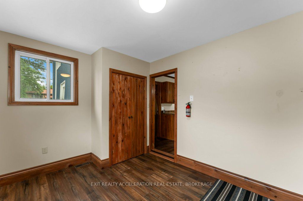 182 West Street Property Photo 19