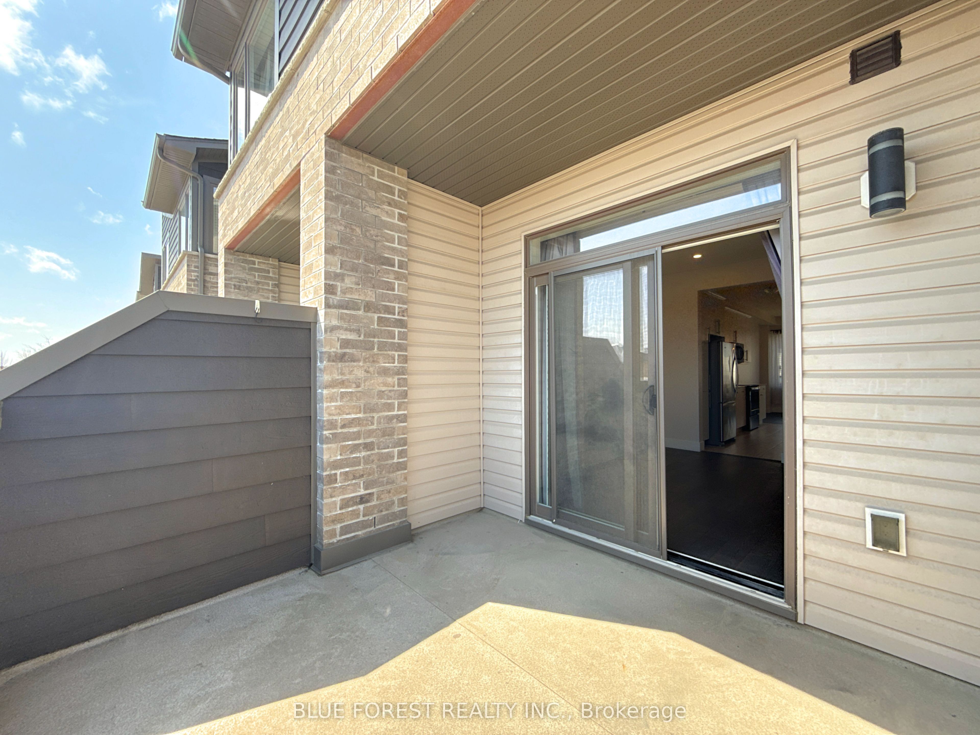 2112 Meadowgate Boulevard Property Photo 15