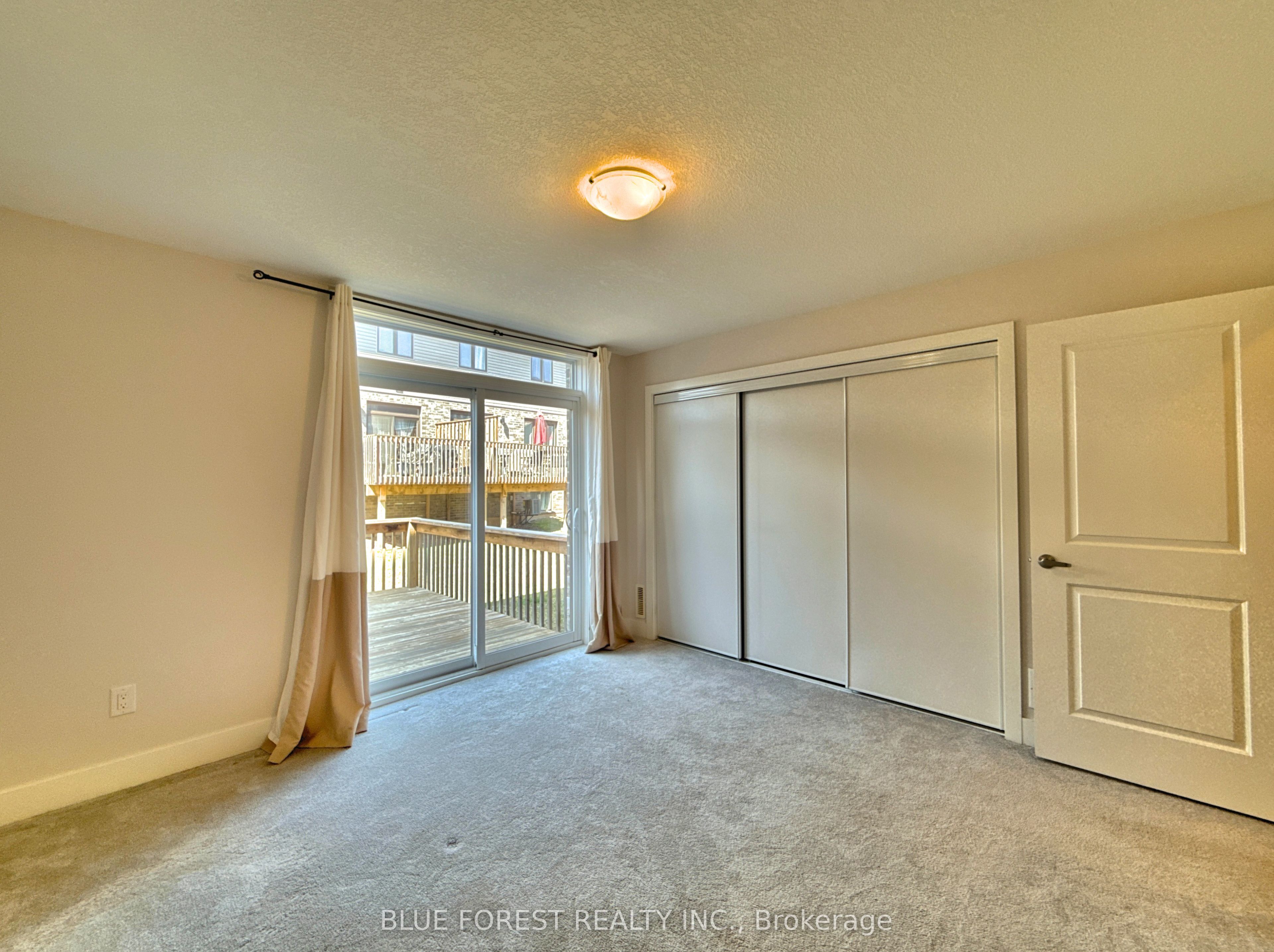 2112 Meadowgate Boulevard Property Photo 16