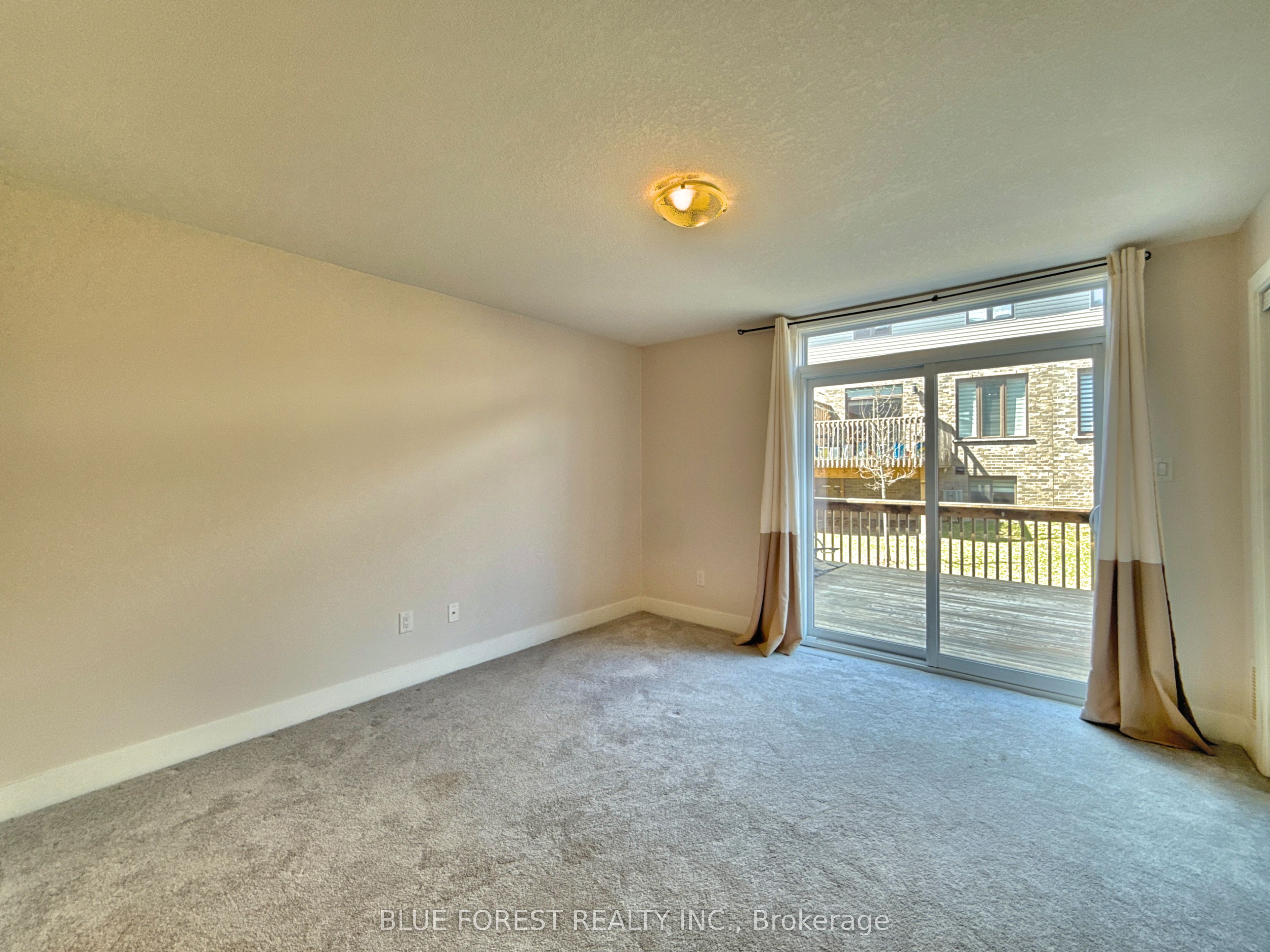 2112 Meadowgate Boulevard Property Photo 18