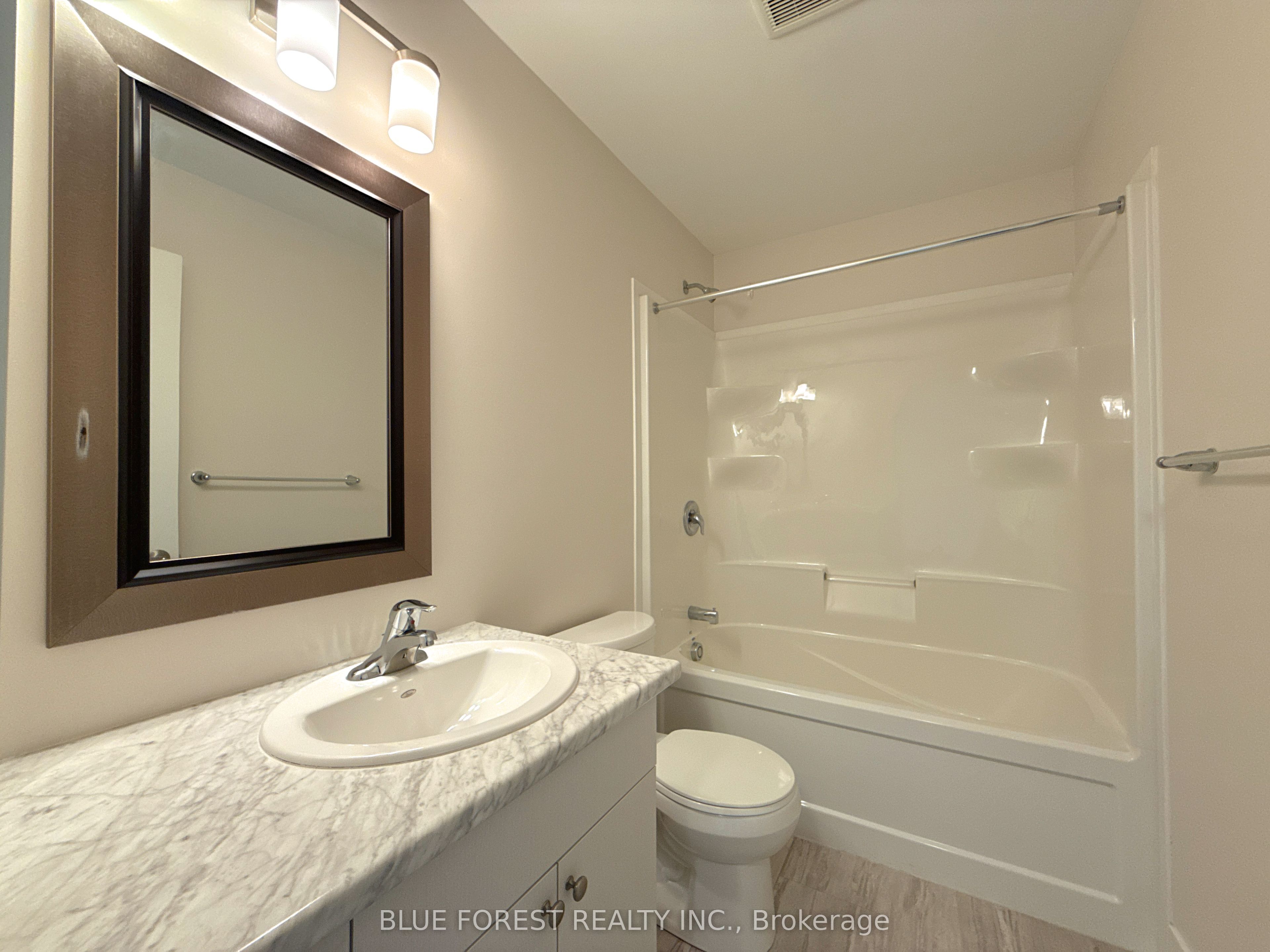 2112 Meadowgate Boulevard Property Photo 23