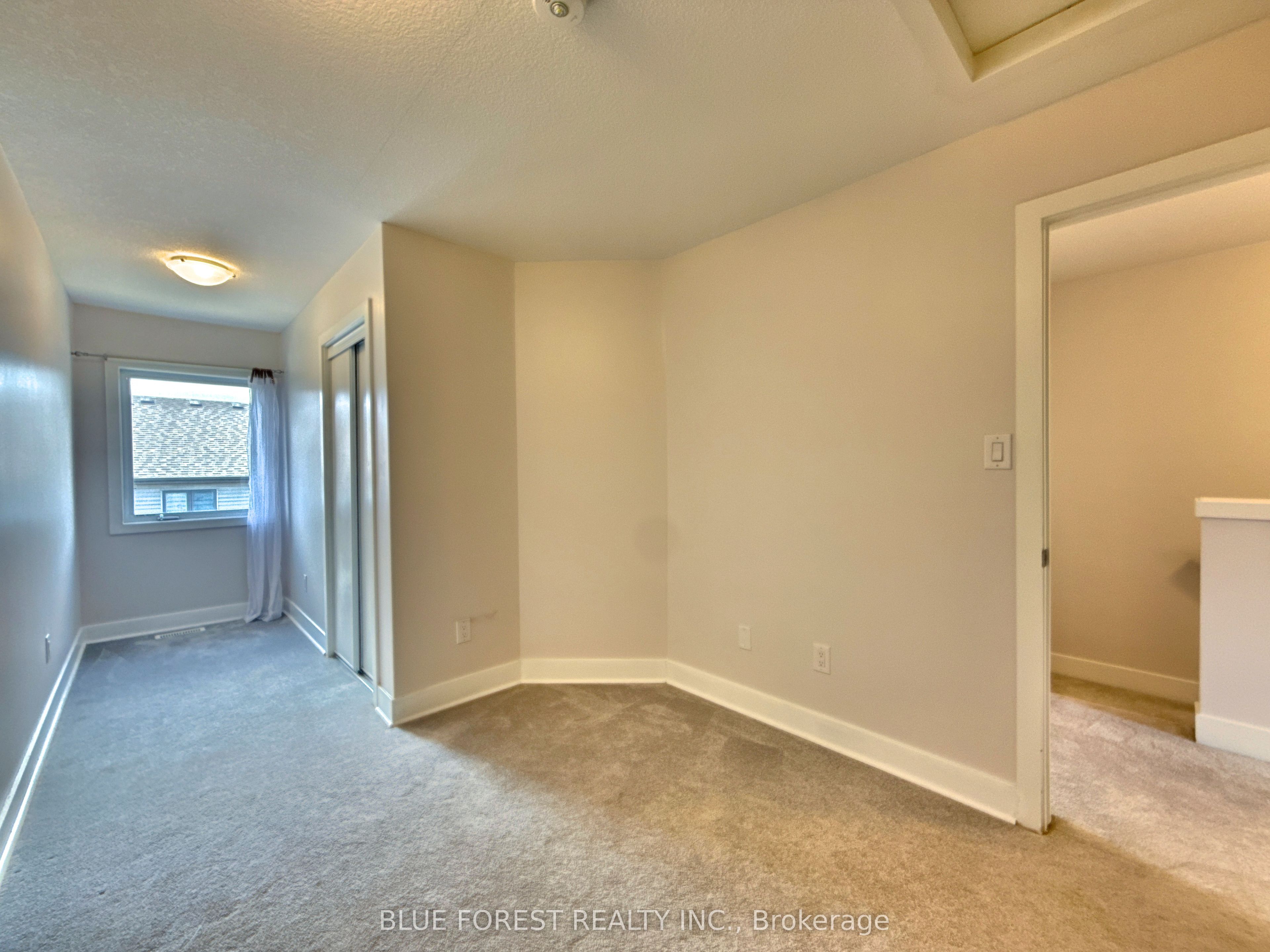 2112 Meadowgate Boulevard Property Photo 27