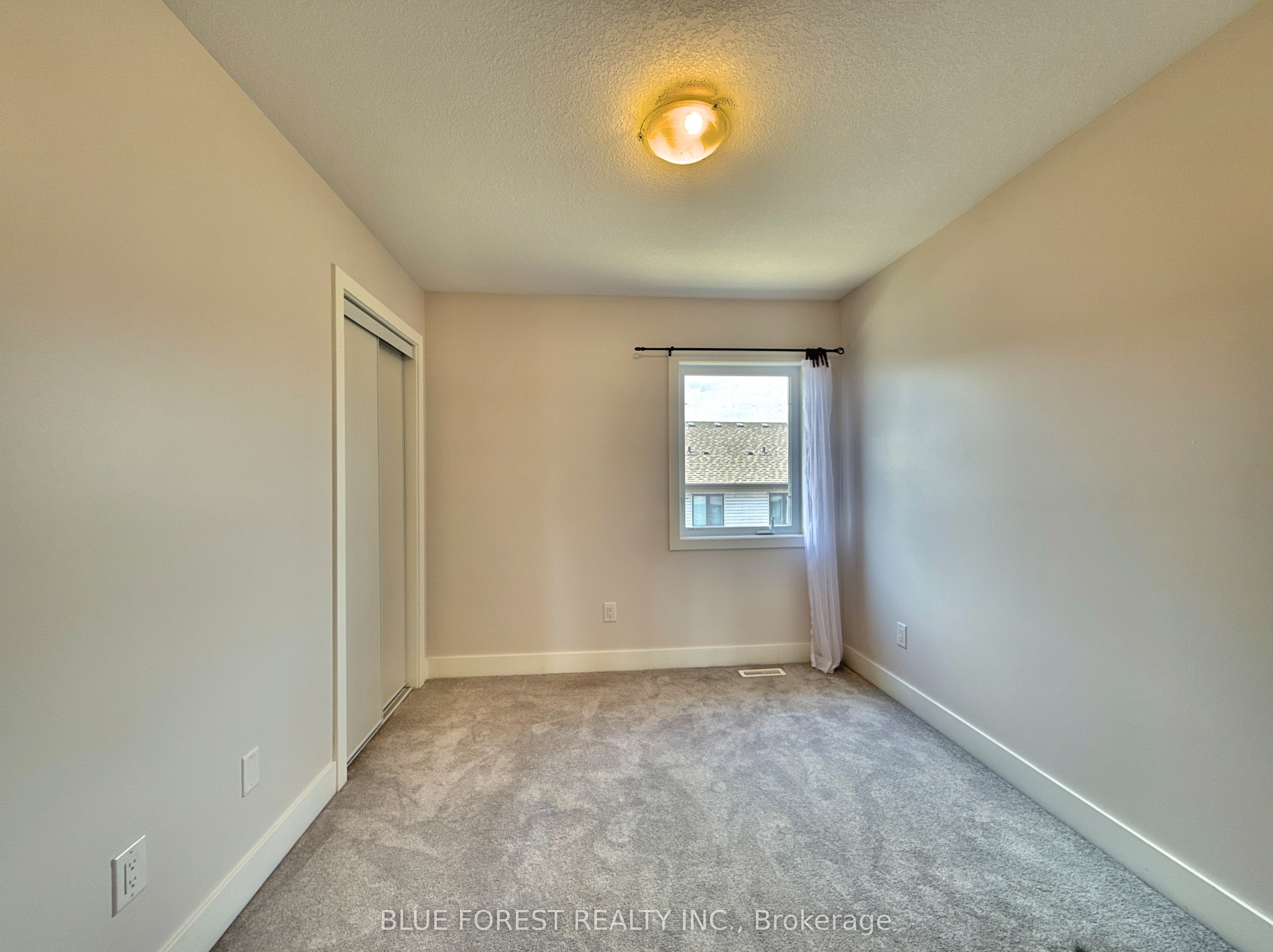 2112 Meadowgate Boulevard Property Photo 28