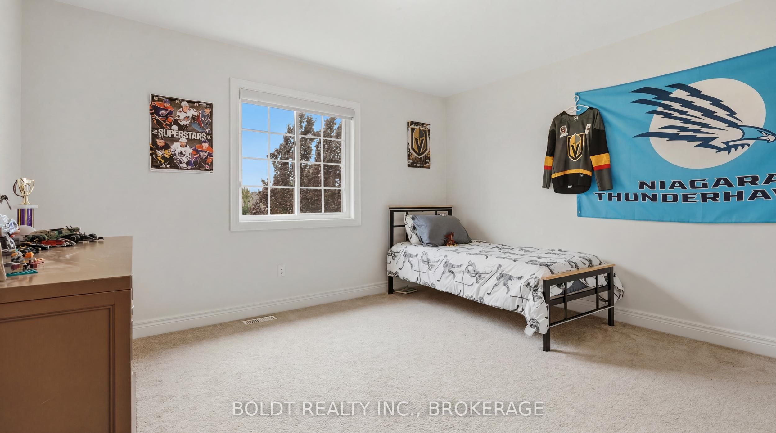 5 Gossen Drive Property Photo 25