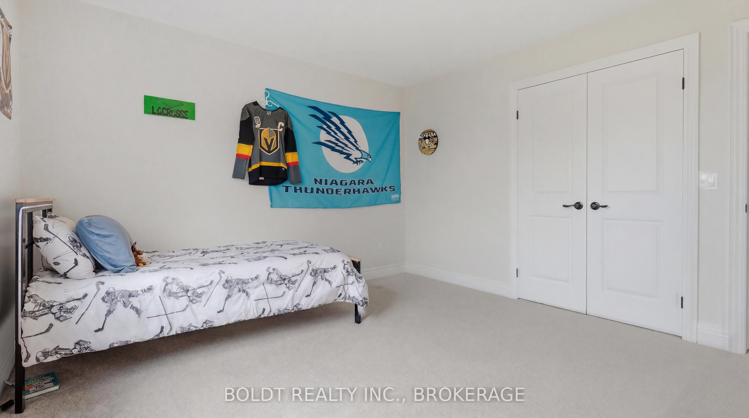 5 Gossen Drive Property Photo 26