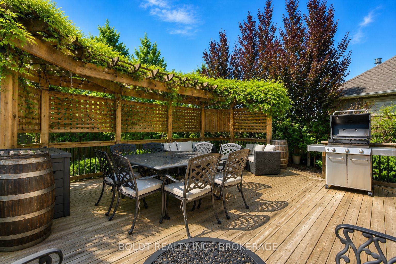 5 Gossen Drive Property Photo 38