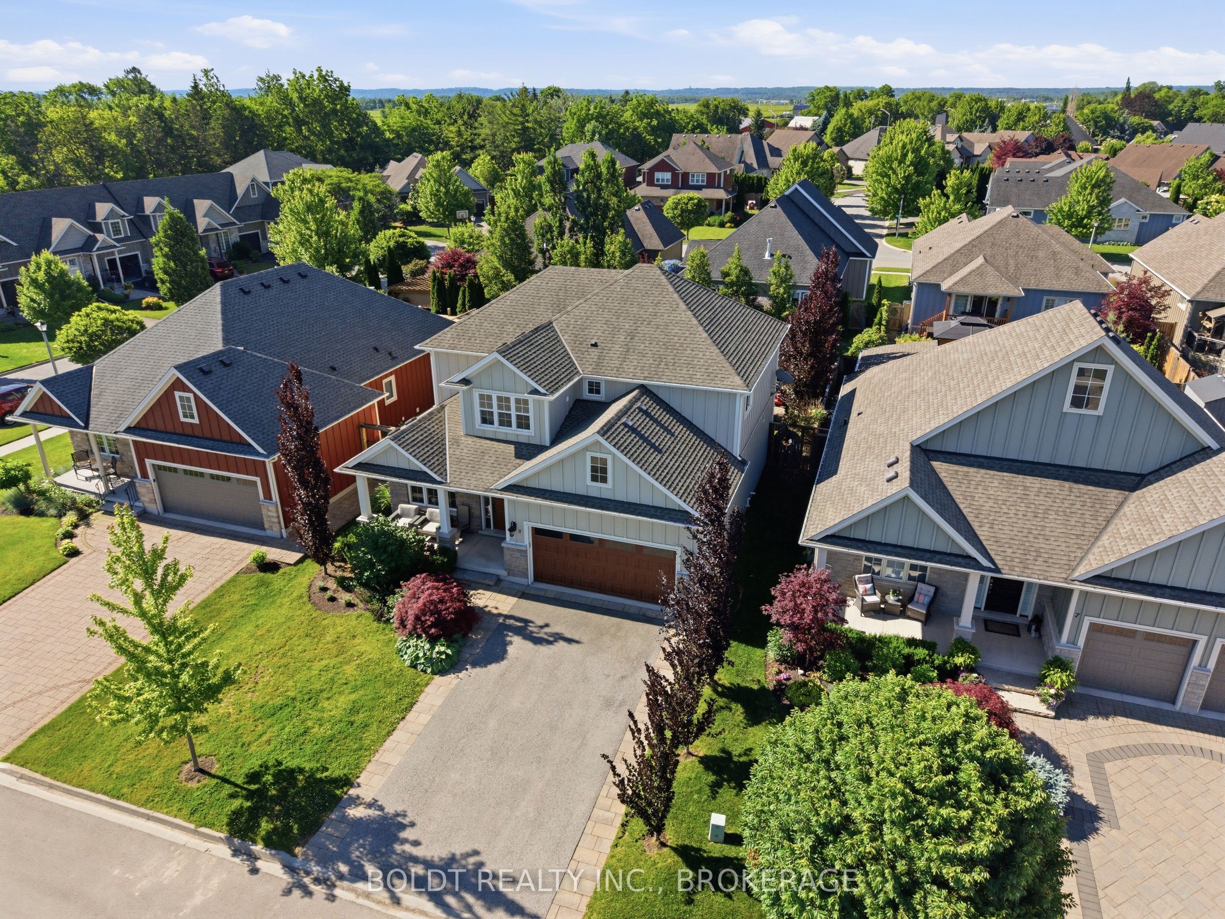 5 Gossen Drive Property Photo 47