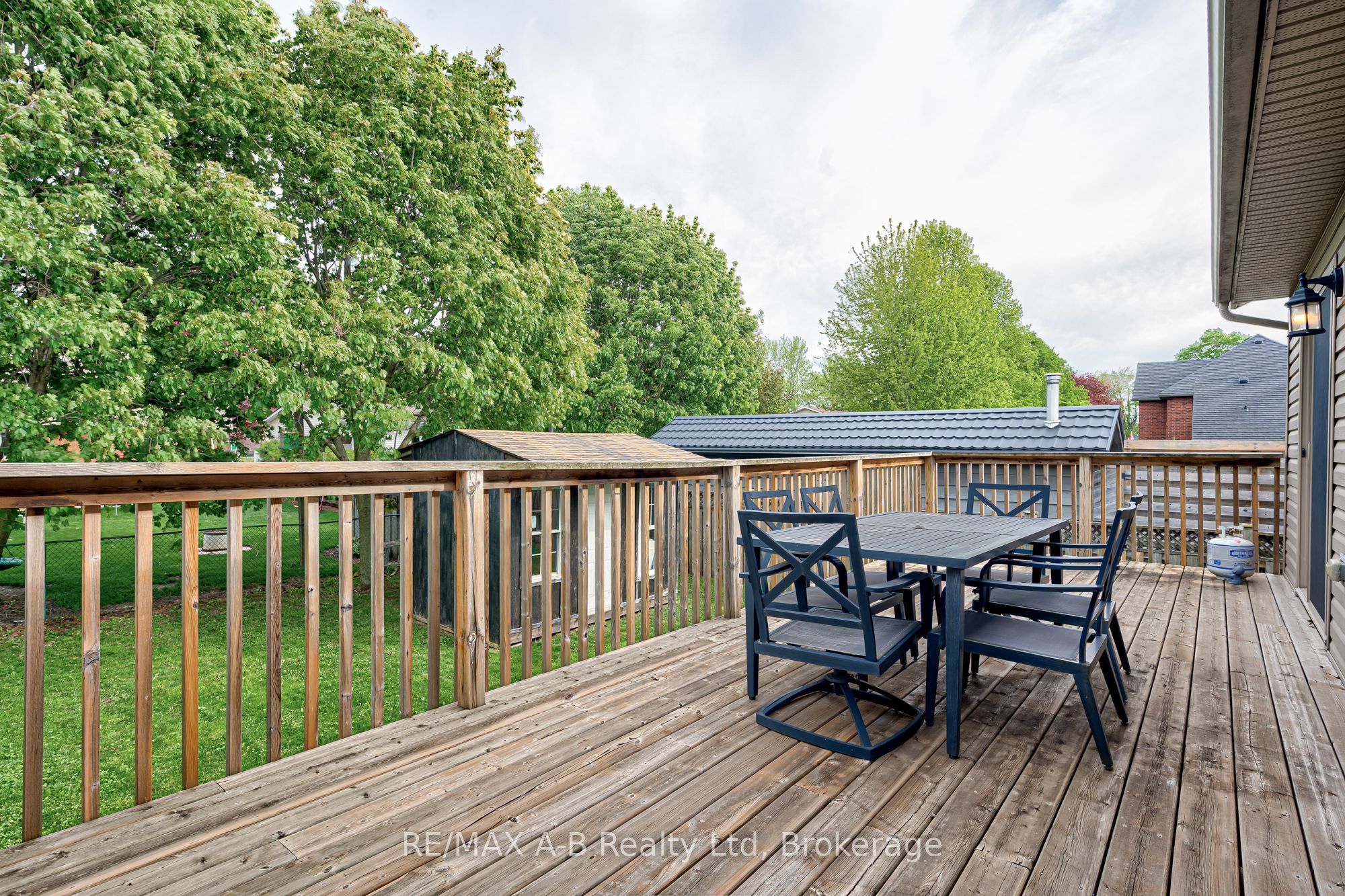 79 Sylvia Street Property Photo 37