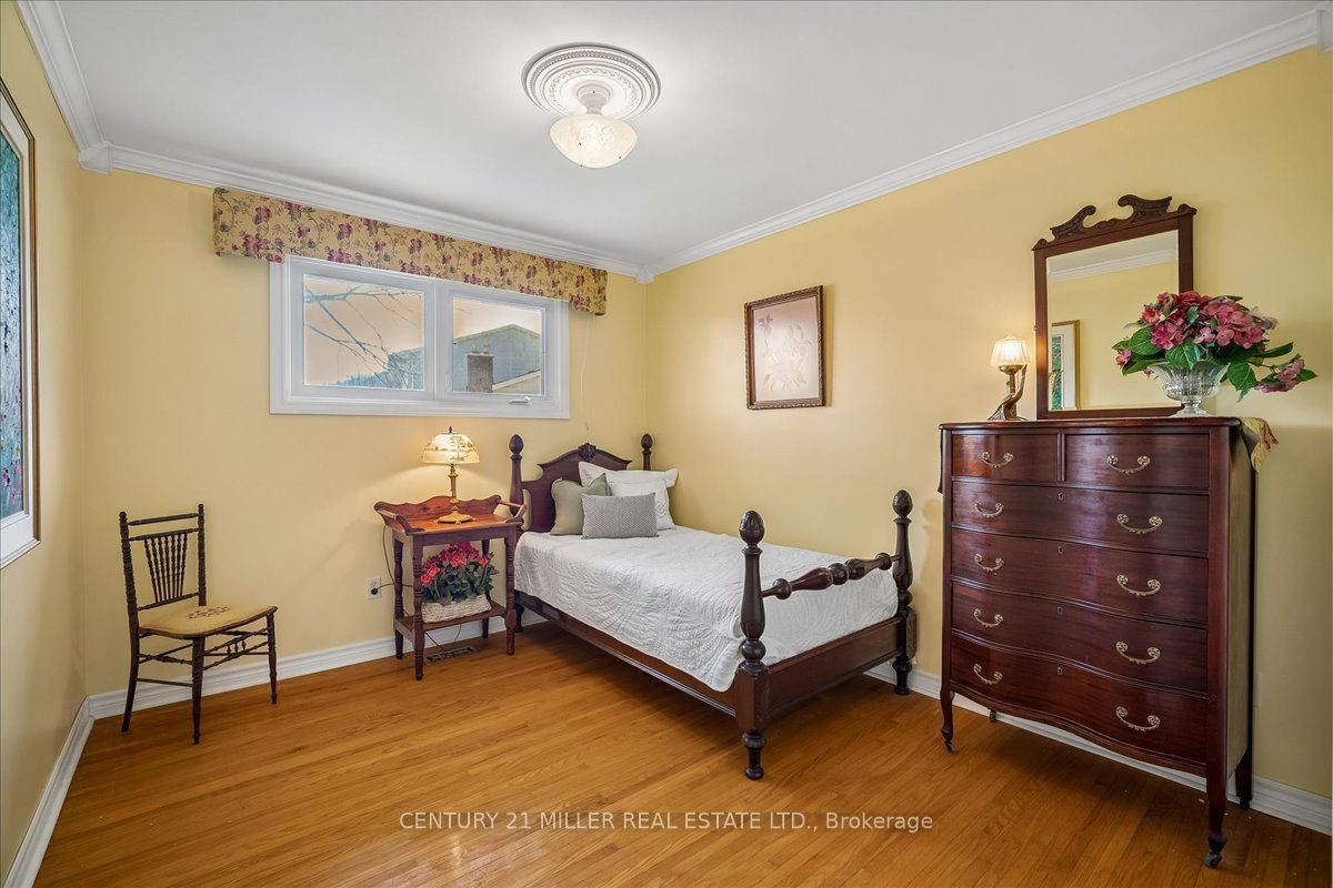 5 Cortina Crescent Property Photo 13