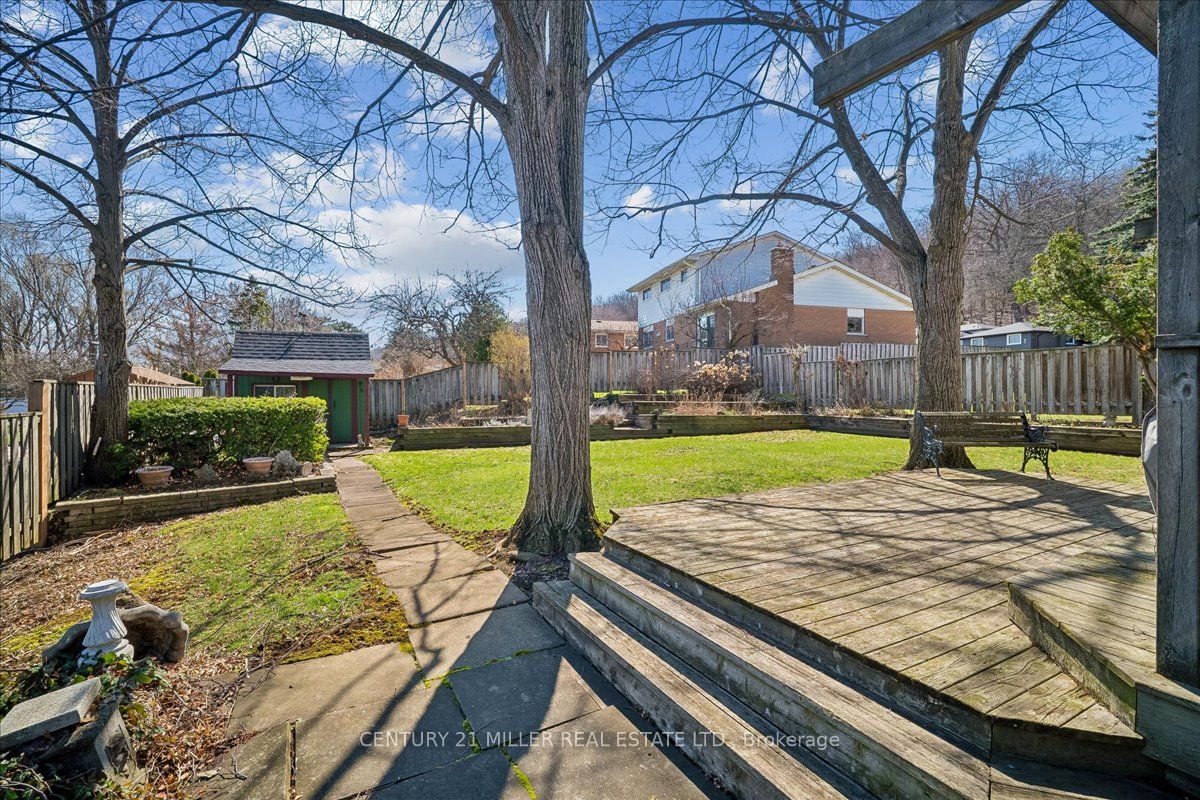 5 Cortina Crescent Property Photo 21