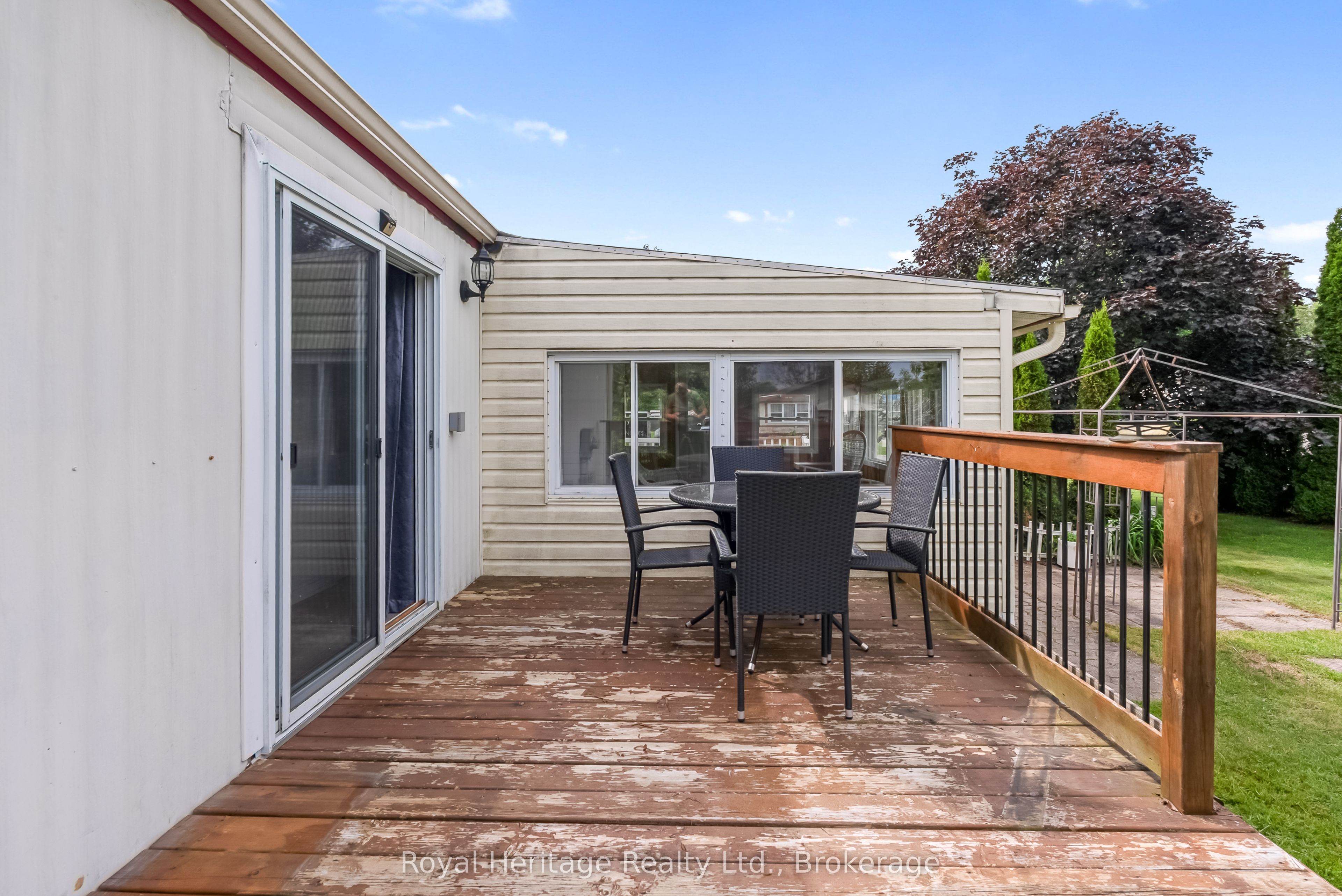 19 Park Crescent Property Photo 25