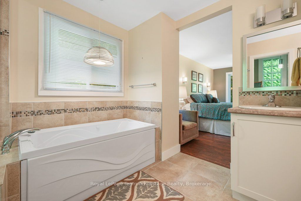 25 Island 20c Property Photo 32